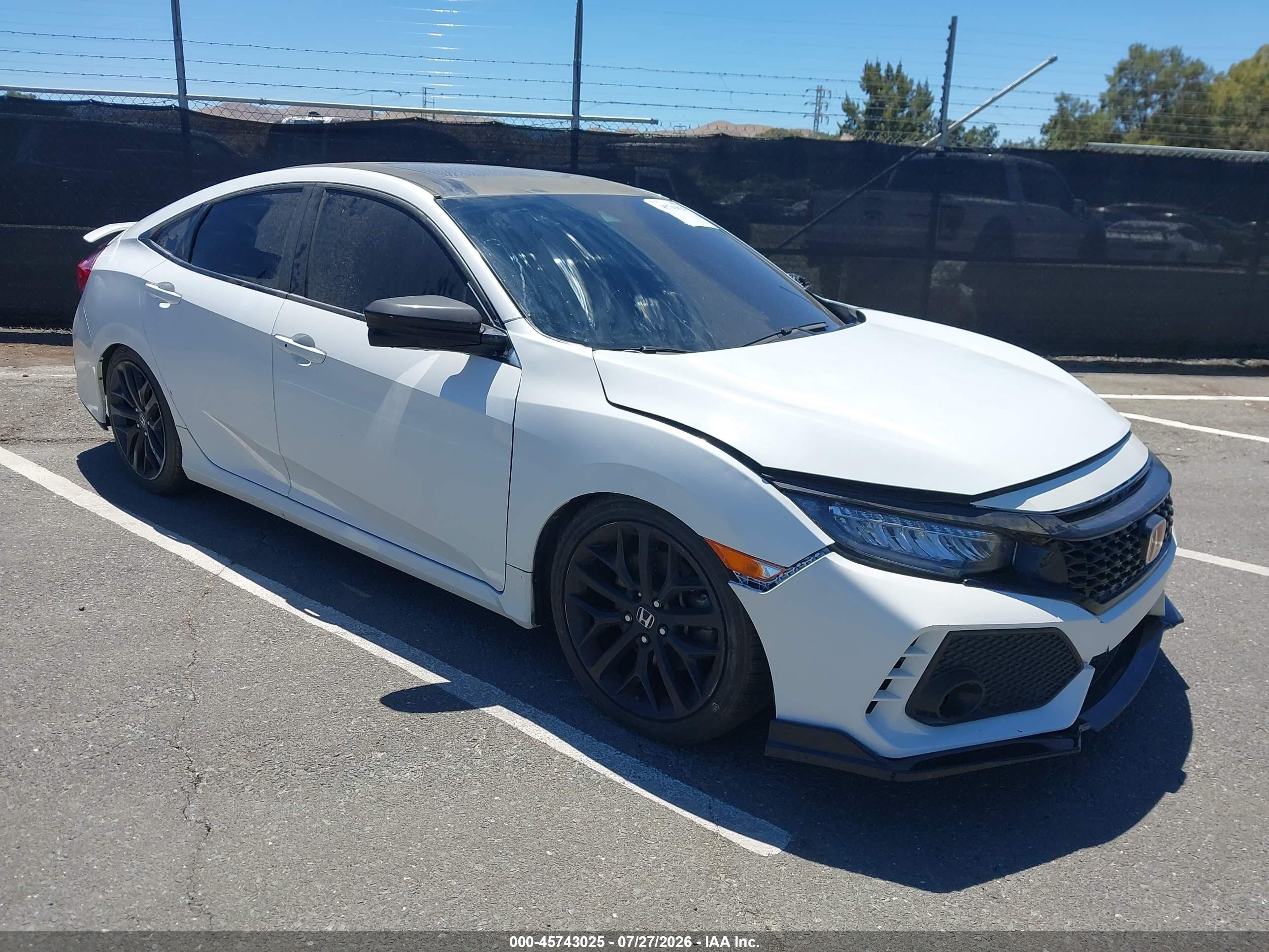 2020 Honda Civic Si, VIN 2HGFC1E5XLH705658 — Side