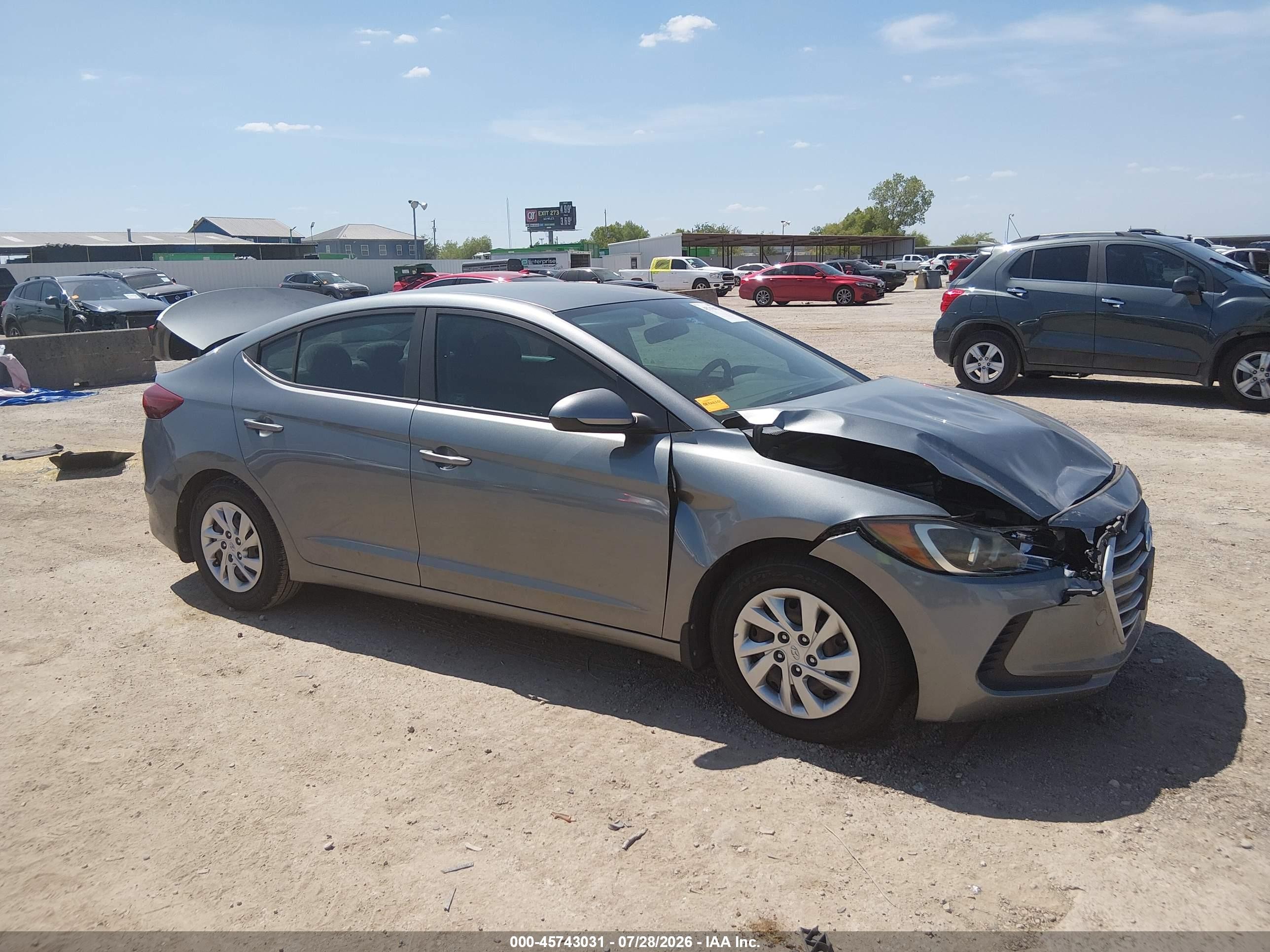 2018 Hyundai Elantra SE, VIN KMHD74LF6JU477087 — Front end