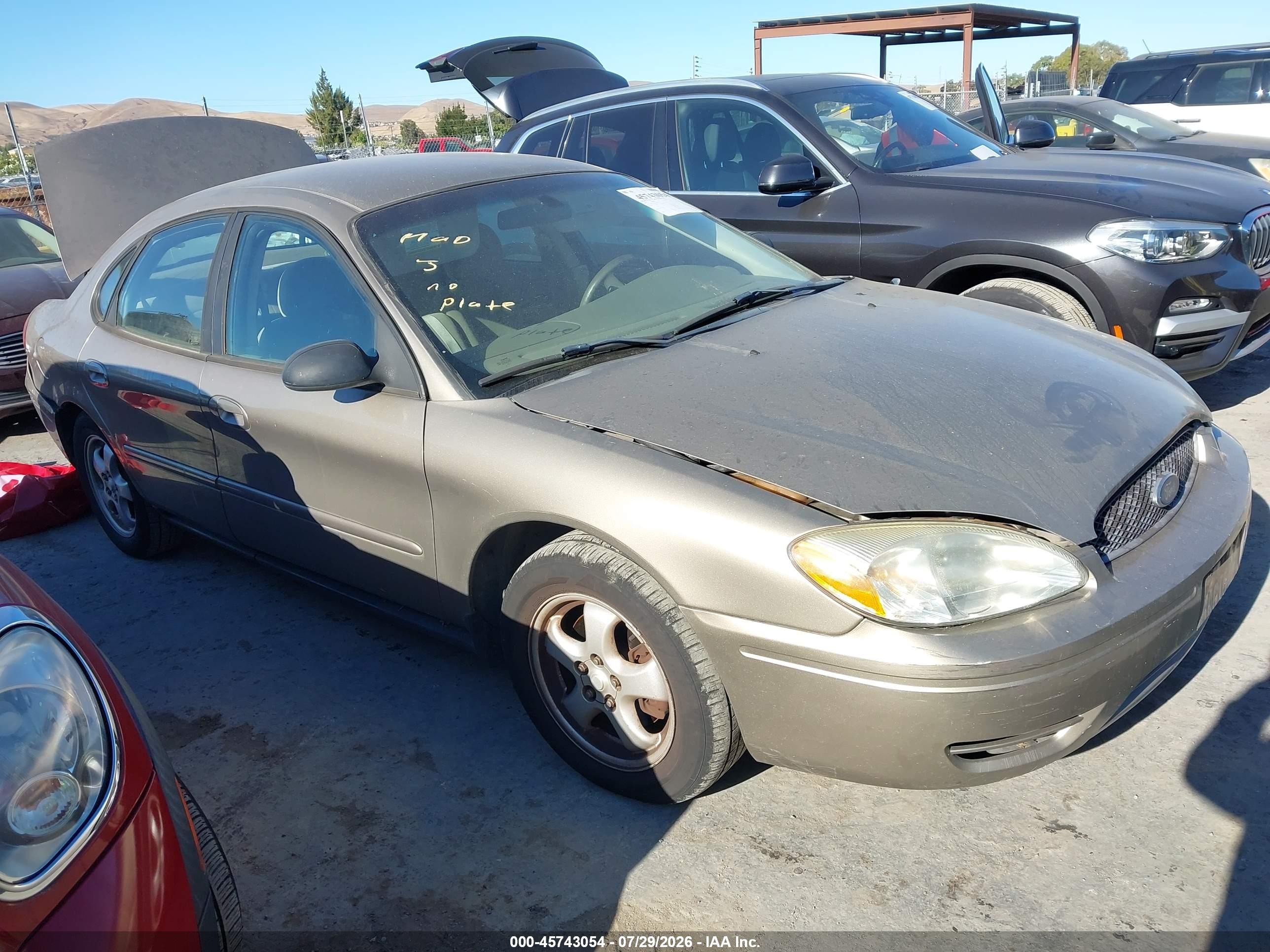 2007 Ford Taurus SE, VIN 1FAFP53U57A113616 — Normal wear