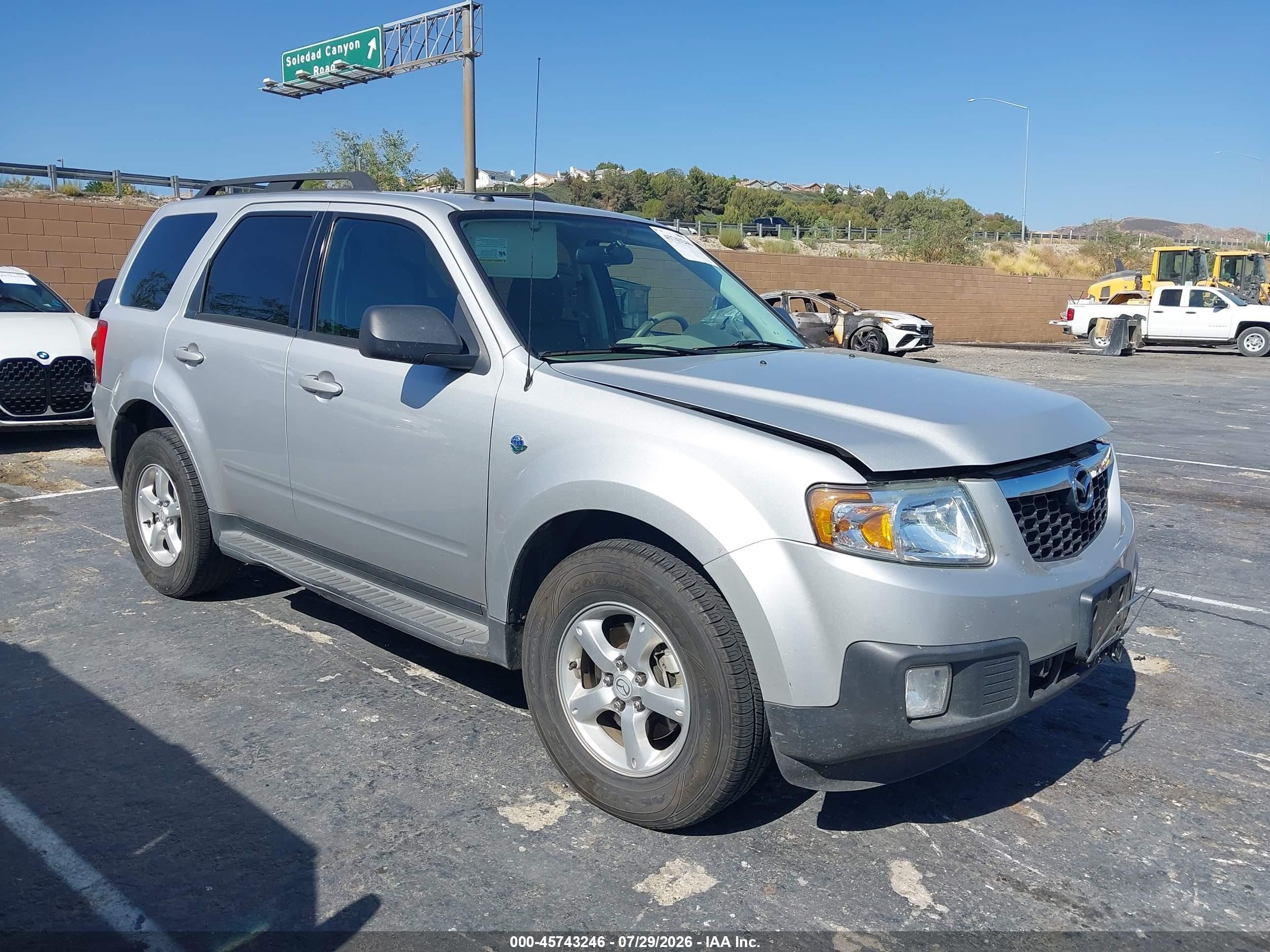 2009 Mazda Tribute, VIN 4F2CZ49389KM07816 — Front end