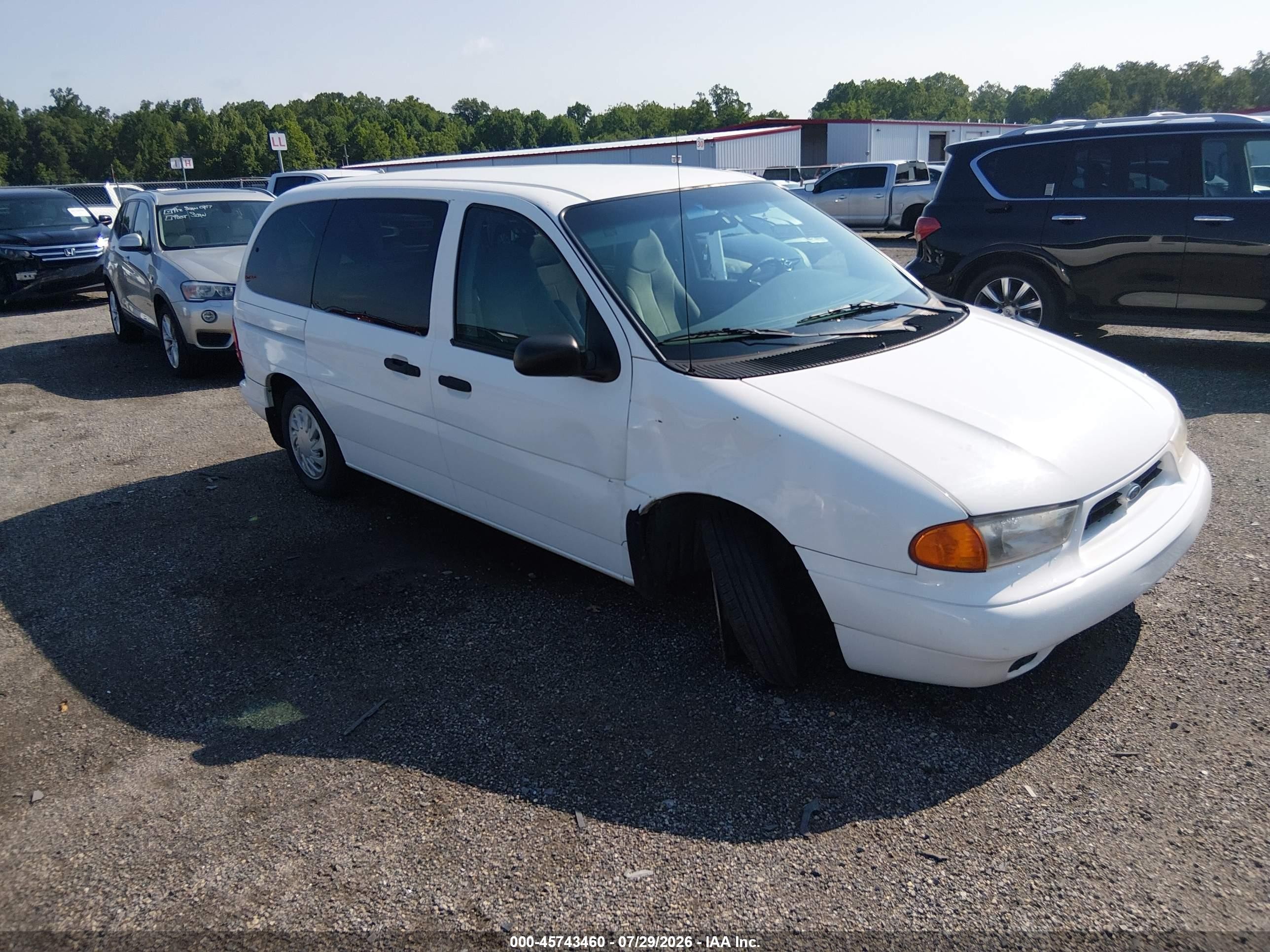 1998 Ford Windstar GL, VIN 2FMZA51U4WBE47467 — Front end