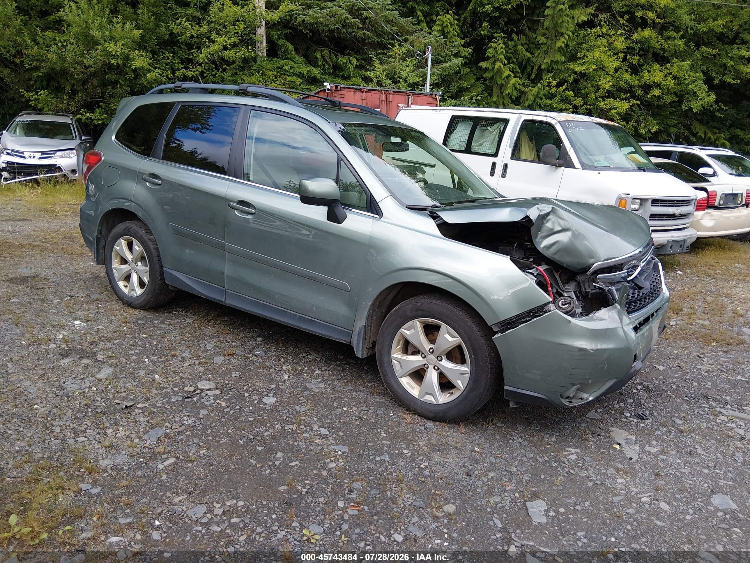 2015 Subaru Forester Limited, VIN JF2SJAHC1FH473217 — Front end