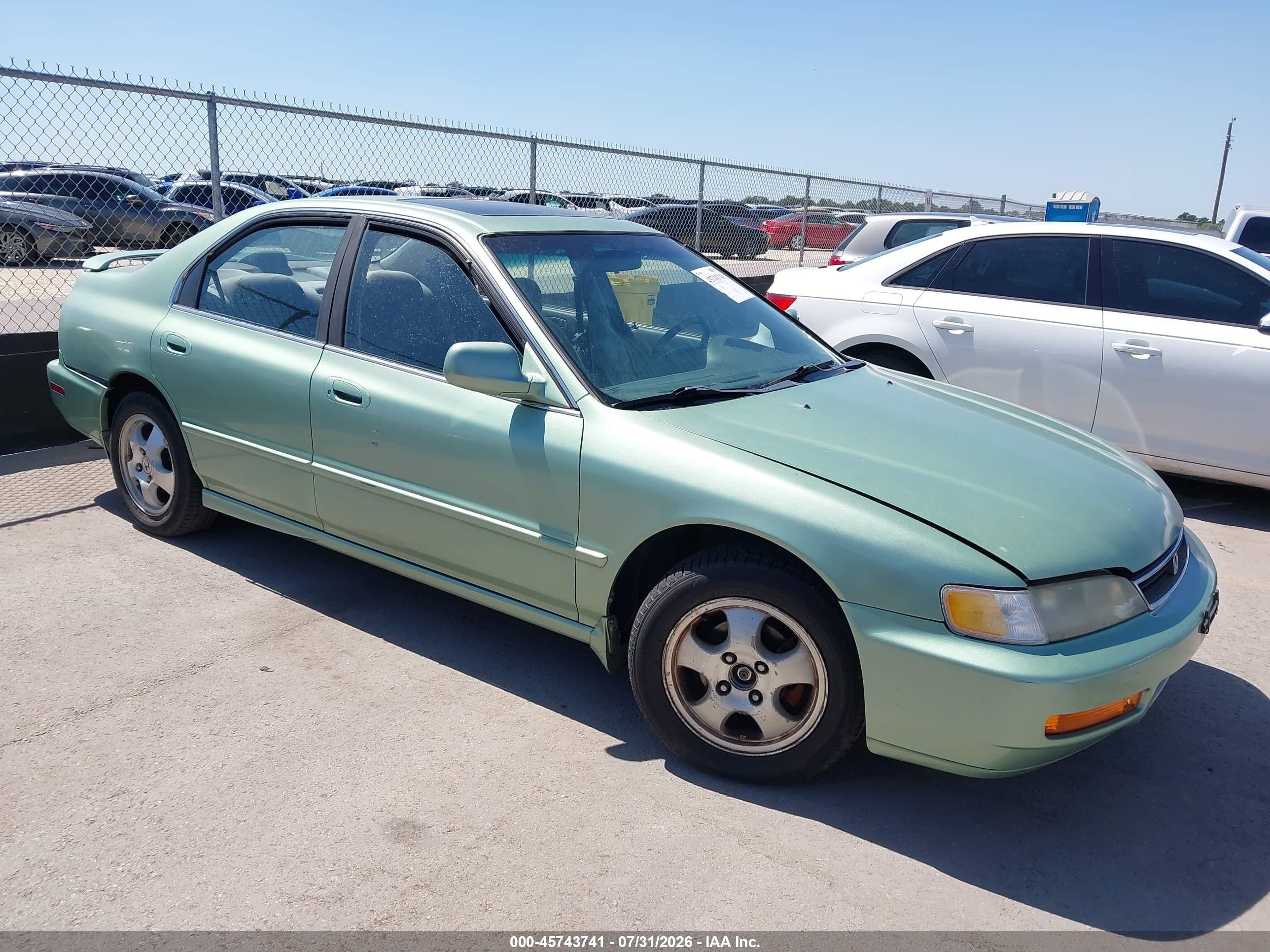 1997 Honda Accord Special Edition, VIN 1HGCD5600VA130255 — Обычный износ