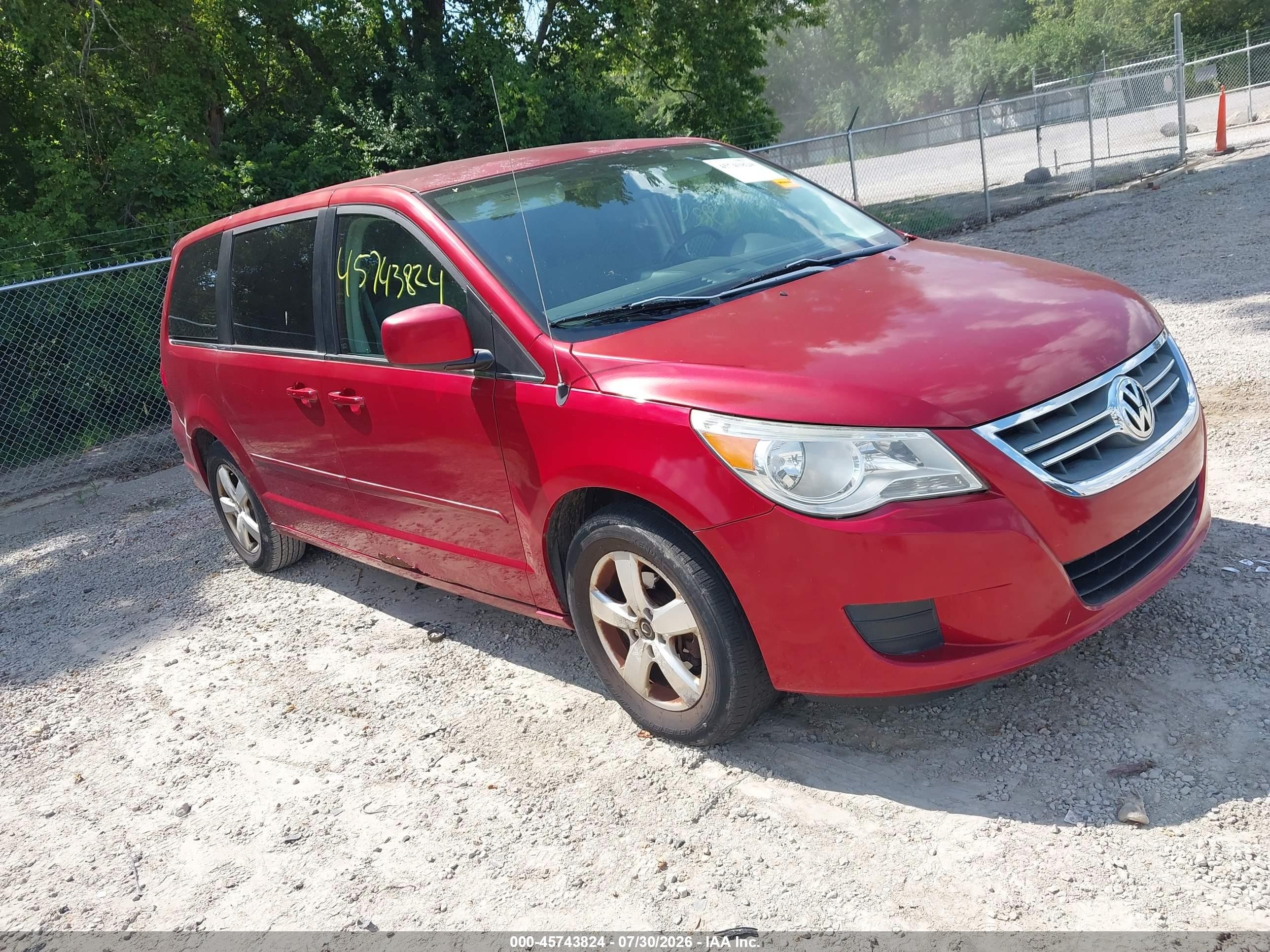 2009 Volkswagen Routan SE, VIN 2V8HW34139R559331 — Normal wear
