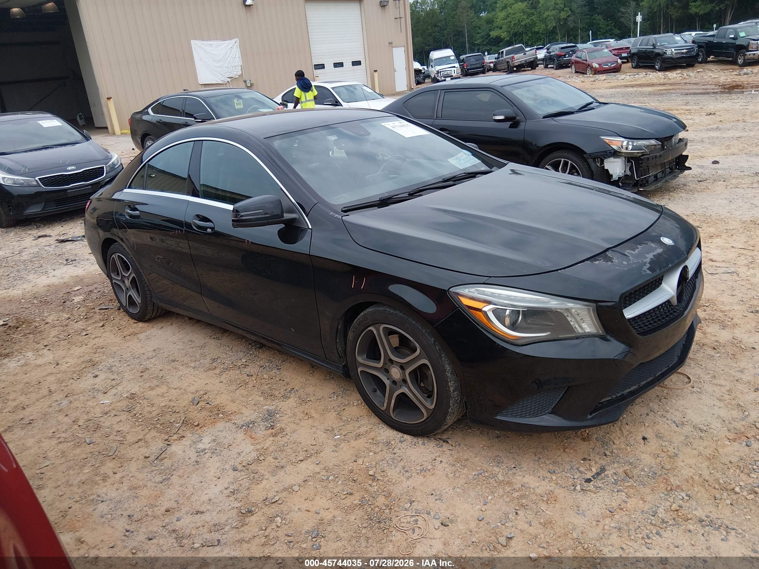 2014 Mercedes-Benz CLA 250, VIN WDDSJ4EB5EN040226 — Rear end