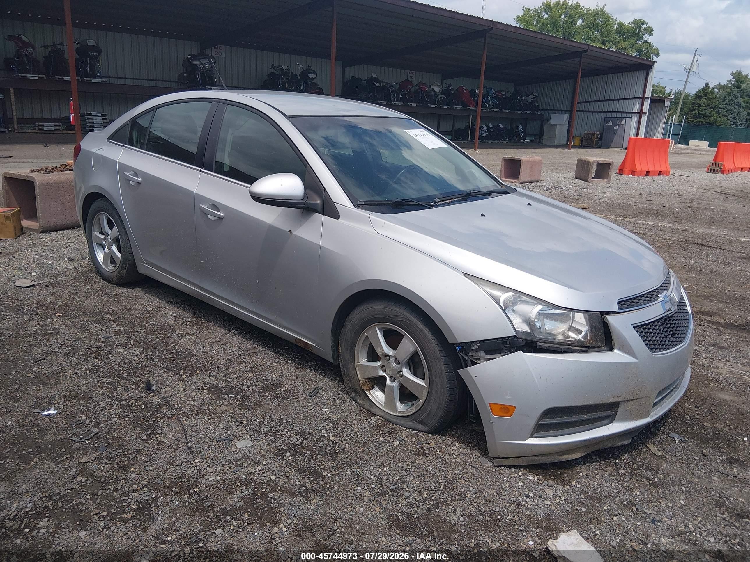 2014 Chevrolet Cruze 1LT, VIN 1G1PC5SB6E7268575 — Normal wear