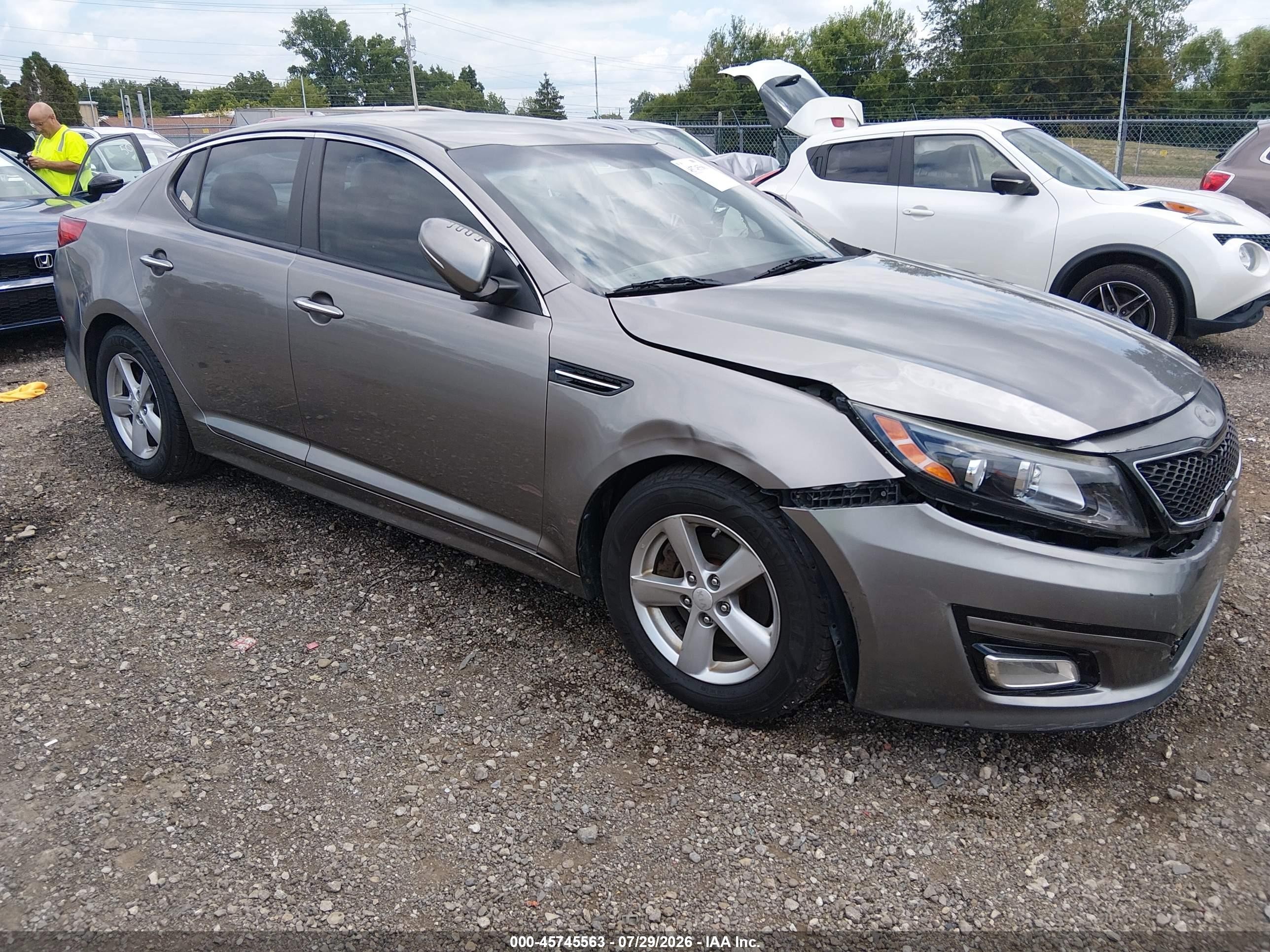 2014 Kia Optima LX, VIN 5XXGM4A76EG335596 — Front end