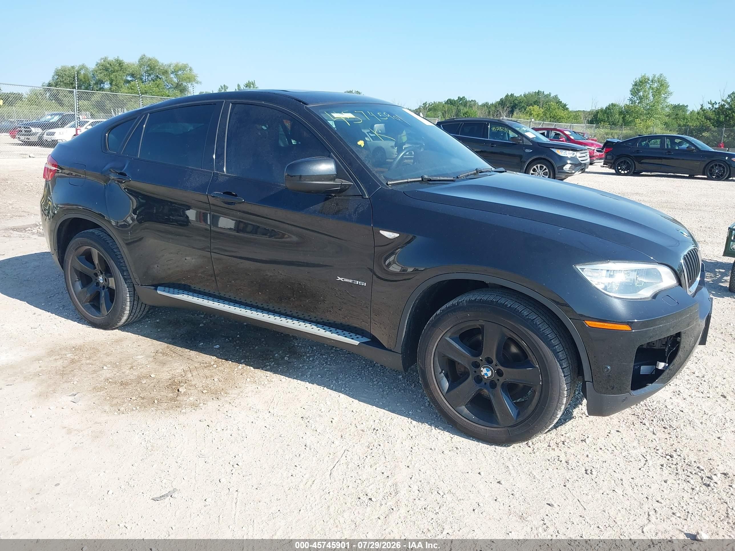 2014 BMW X6 xDrive35i, VIN 5UXFG2C50E0H10307 — Roof