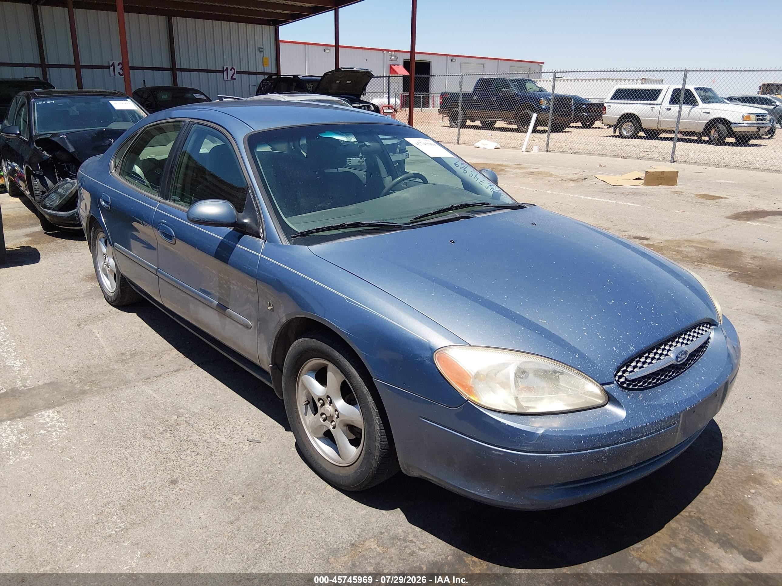 2000 Ford Taurus SE, VIN 1FAFP5325YA258283 — Зад