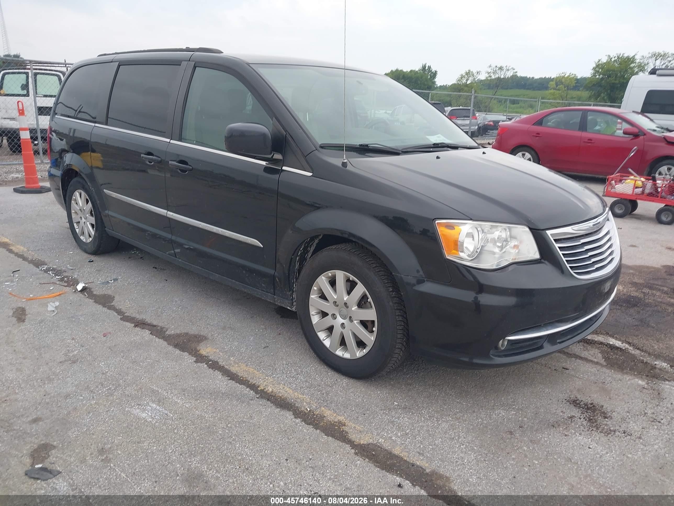 2016 Chrysler Town & Country Touring, VIN 2C4RC1BG7GR293068 — Normal wear