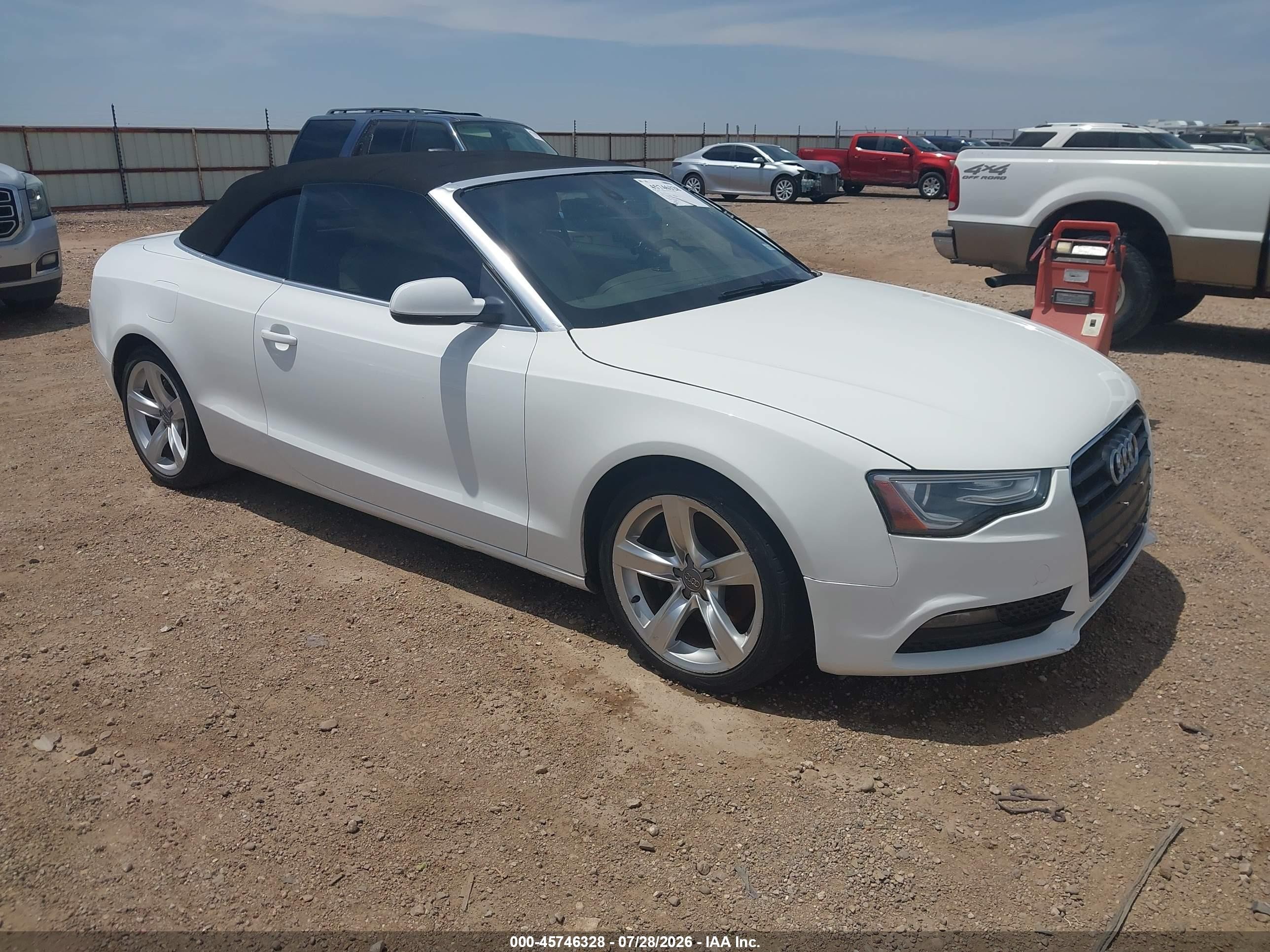 2013 Audi A5 Premium, VIN WAUAFAFH2DN018348 — Normal wear