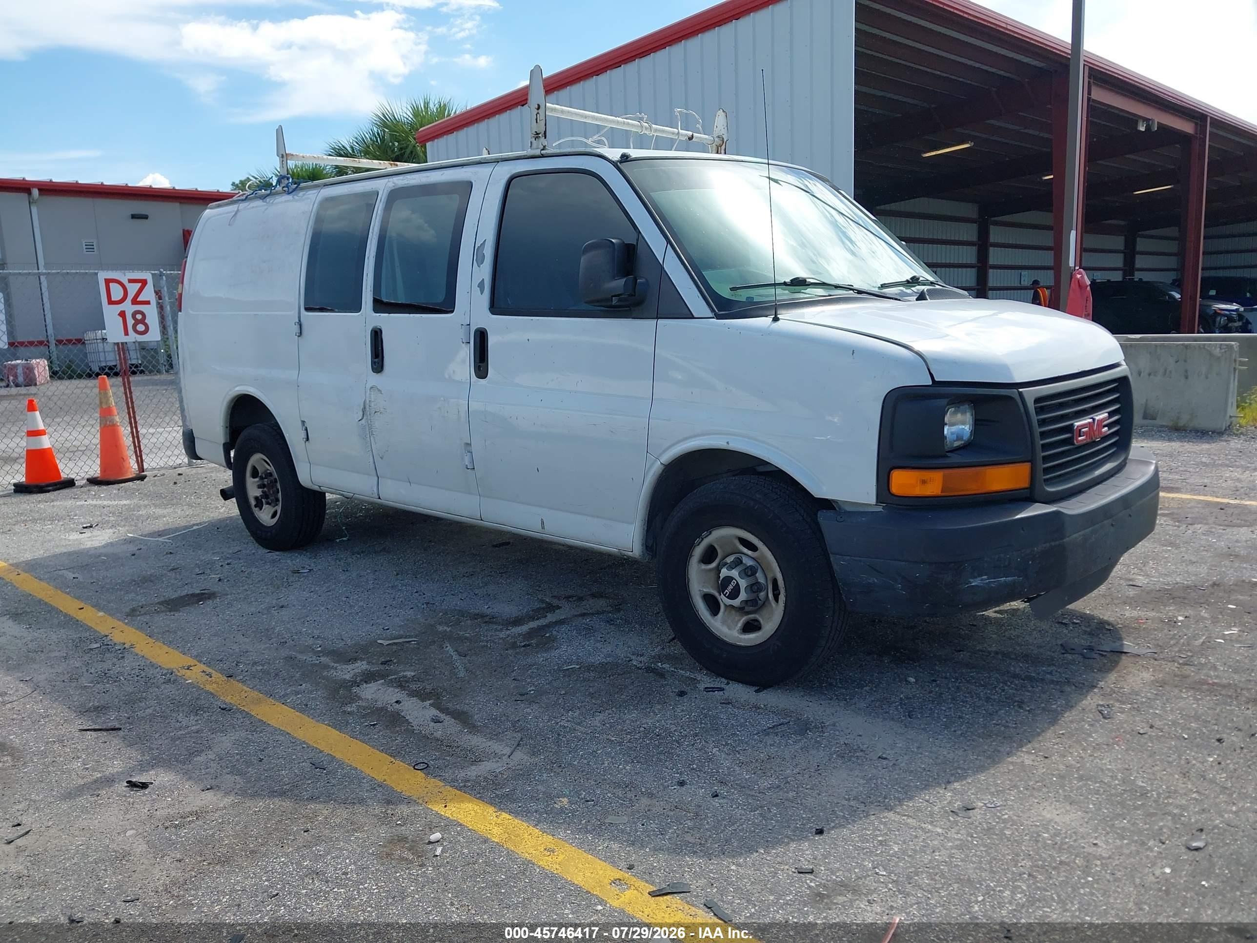 2005 GMC Savana Cargo, VIN 1GTGG25V651179561 — Side