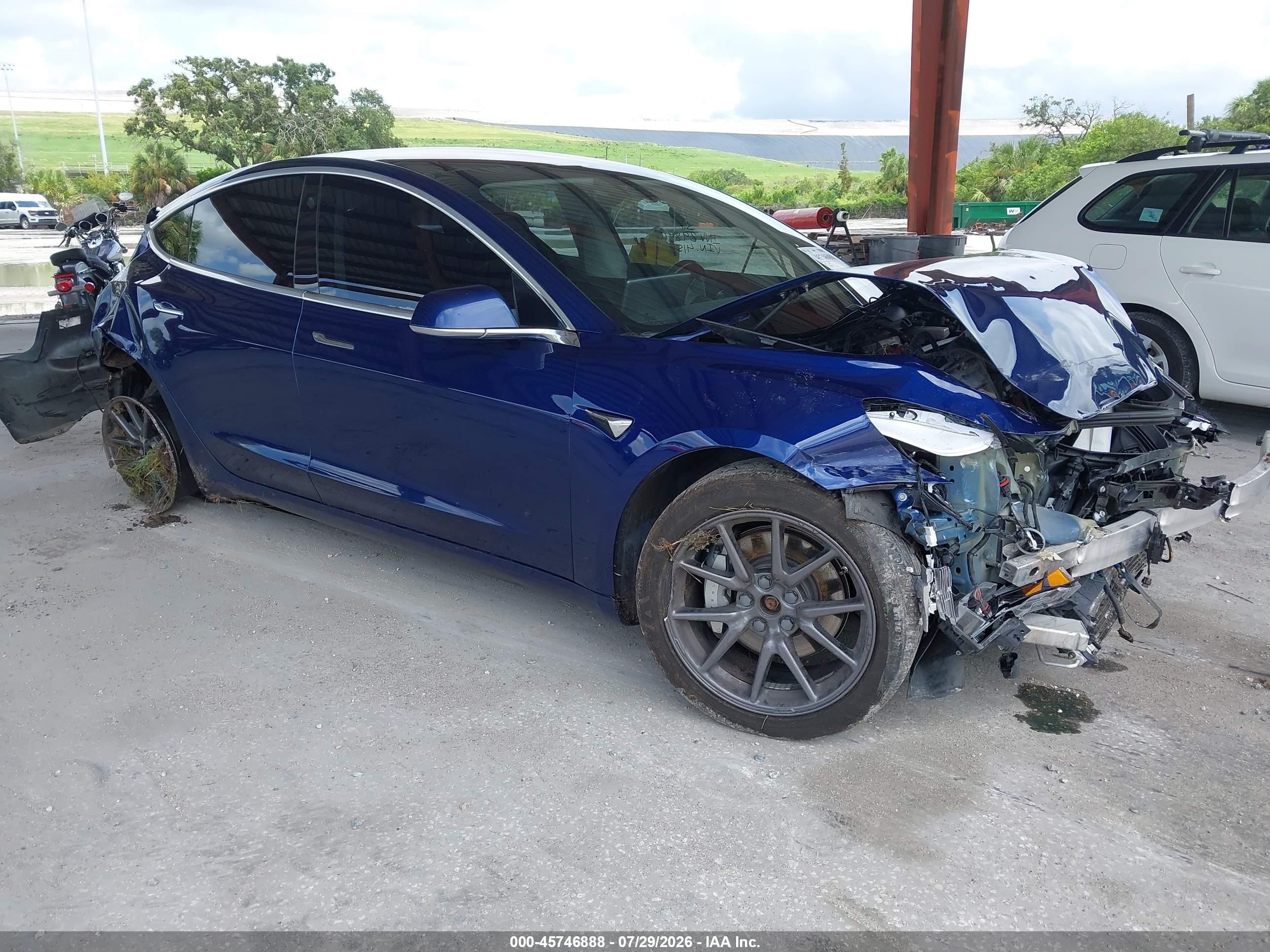2018 Tesla Model 3 Long Range Battery, VIN 5YJ3E1EB5JF054153 — По всему кузову