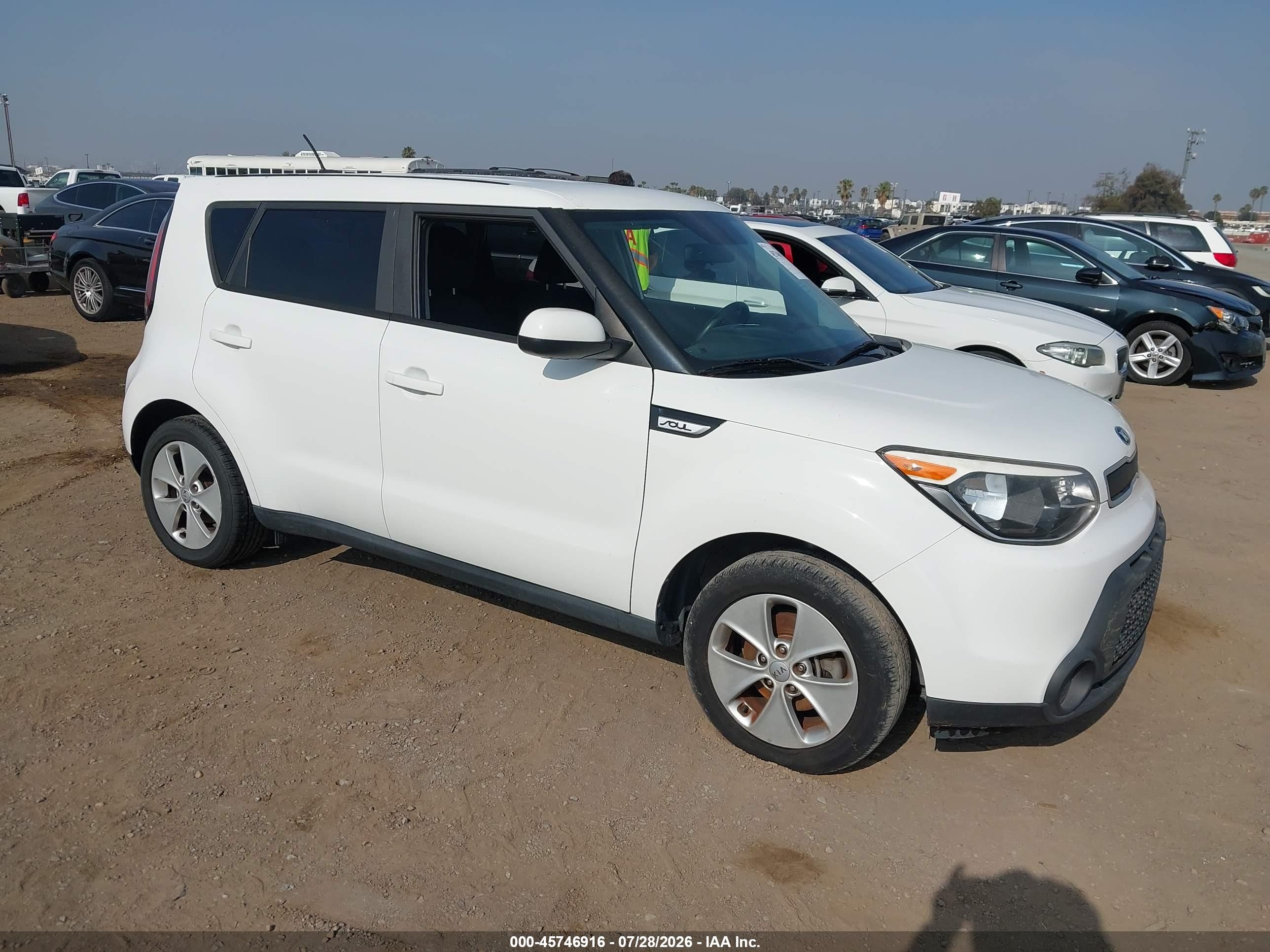 2016 Kia Soul, VIN KNDJN2A25G7390922 — Normal wear