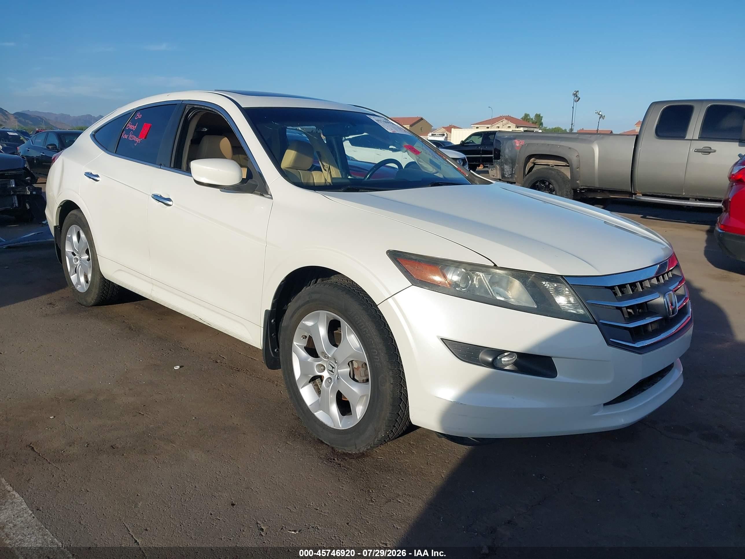 2010 Honda Crosstour EX-L, VIN 5J6TF1H50AL016579 — Side