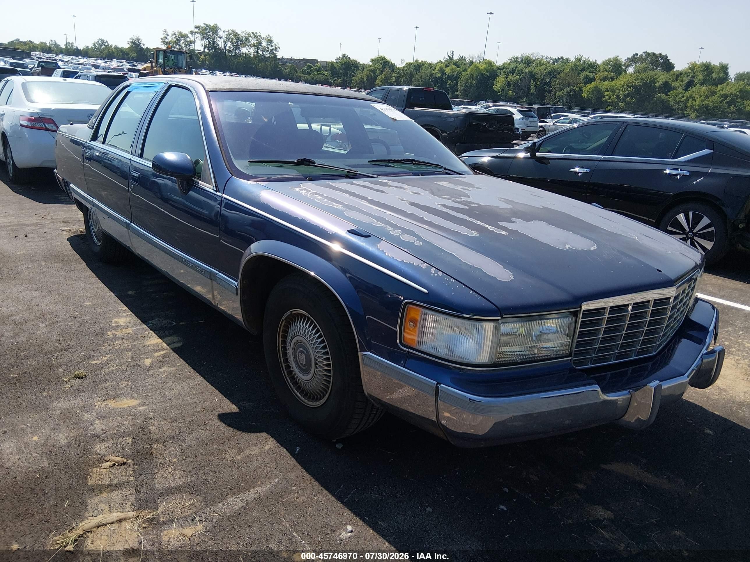 1994 Cadillac Fleetwood, VIN 1G6DW52P8RR716194 — Normal wear