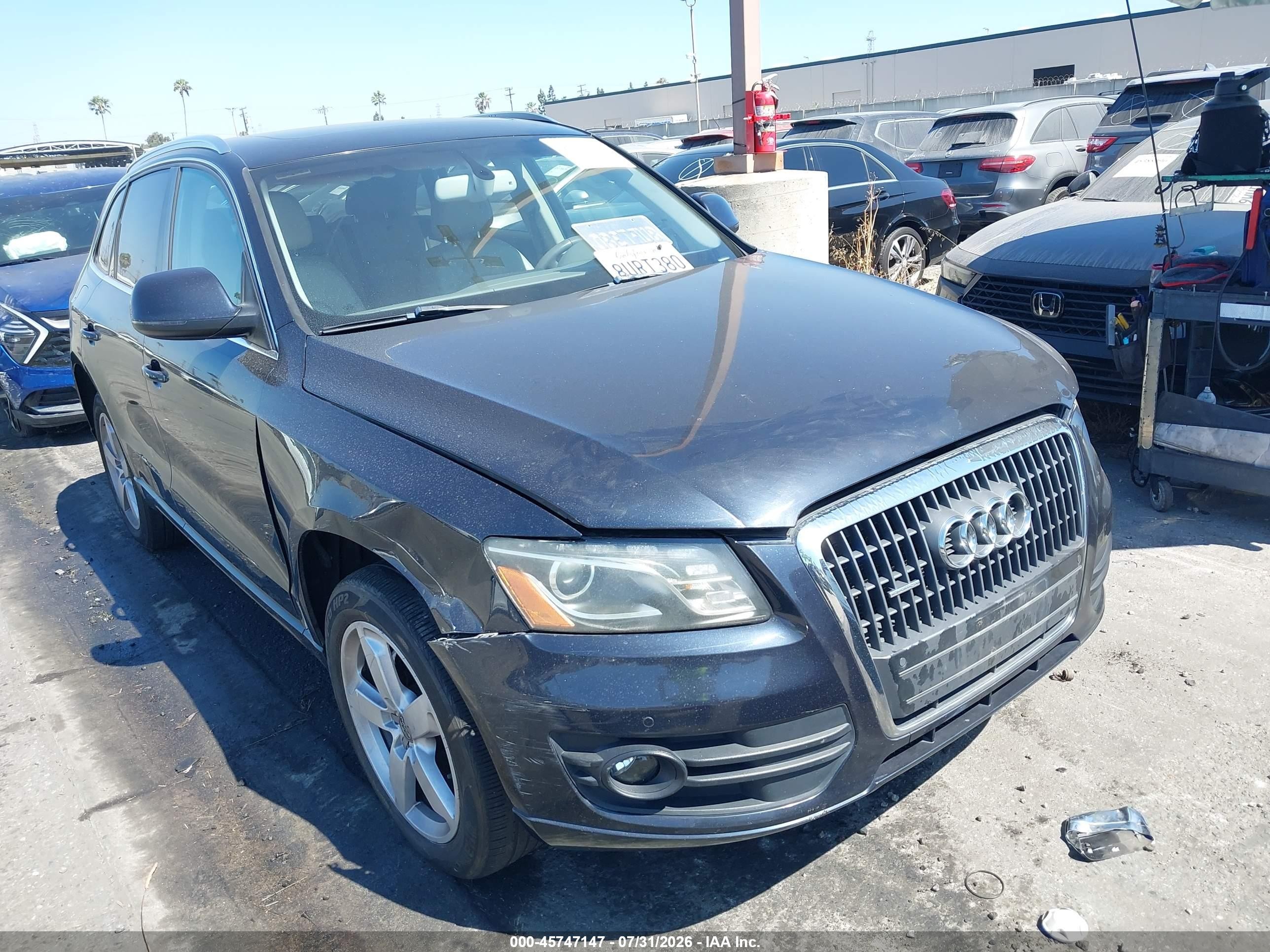 2012 Audi Q5 Premium Plus, VIN WA1LFAFP1CA088491 — Front end