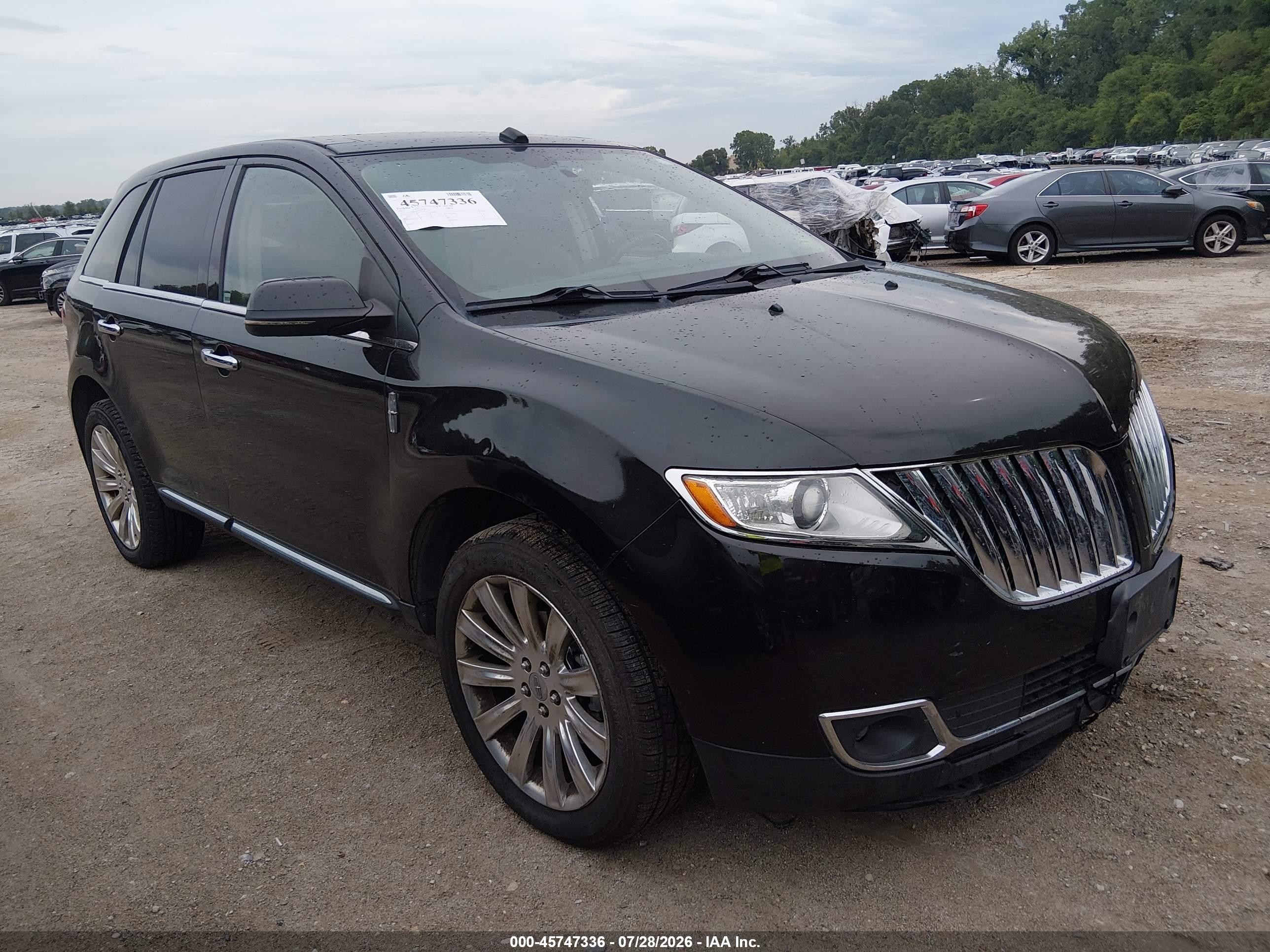 2013 Lincoln MKX, VIN 2LMDJ6JK8DBL04778 — Normal wear