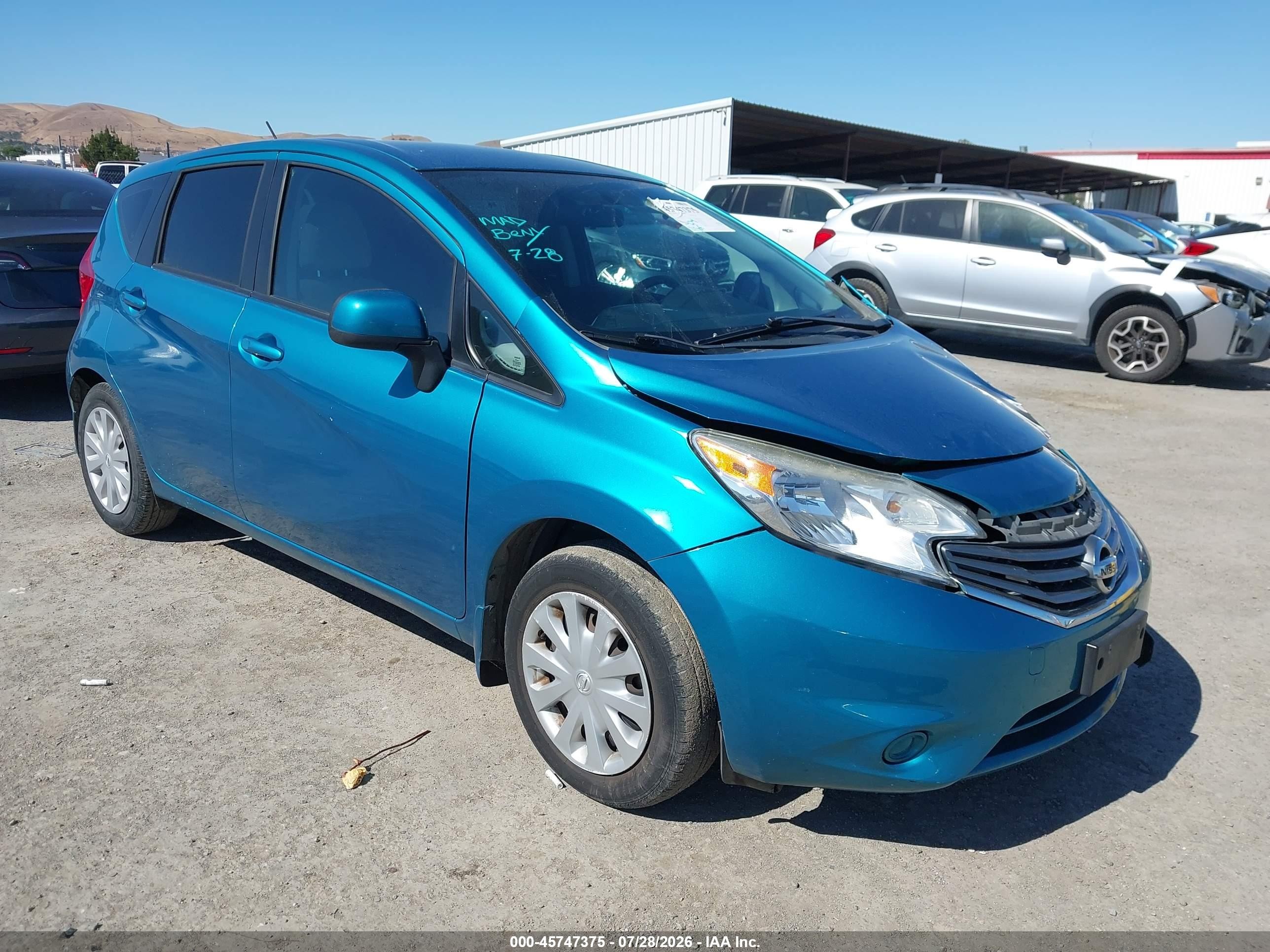 2014 Nissan Note SV, VIN 3N1CE2CP6EL422161 — Front end