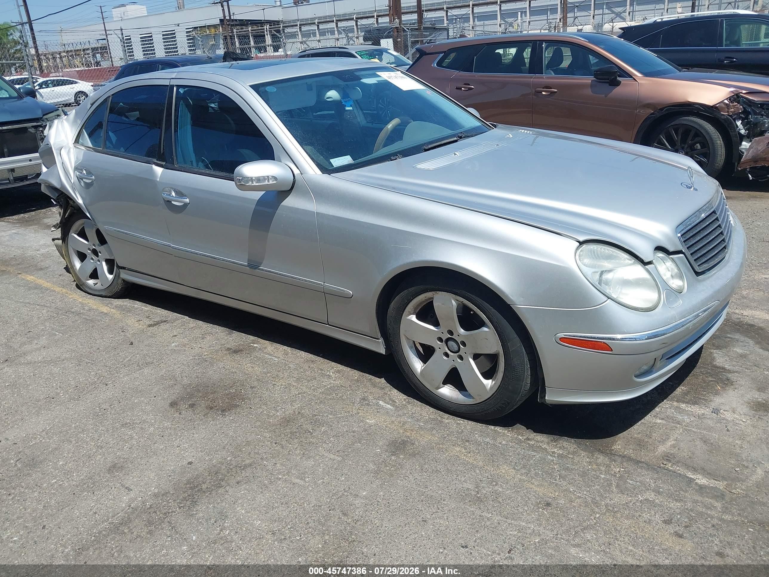 2004 Mercedes-Benz E 500, VIN WDBUF70J14A450224 — Rear end