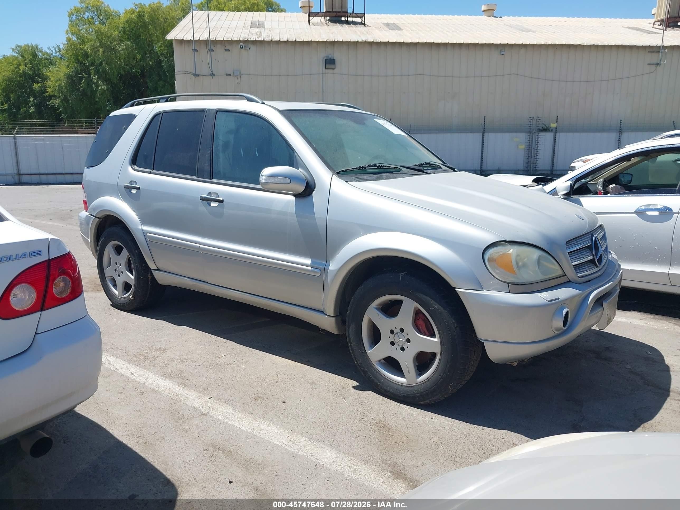 2002 Mercedes-Benz M AMG, VIN 4JGAB74E02A290262 — Normal wear