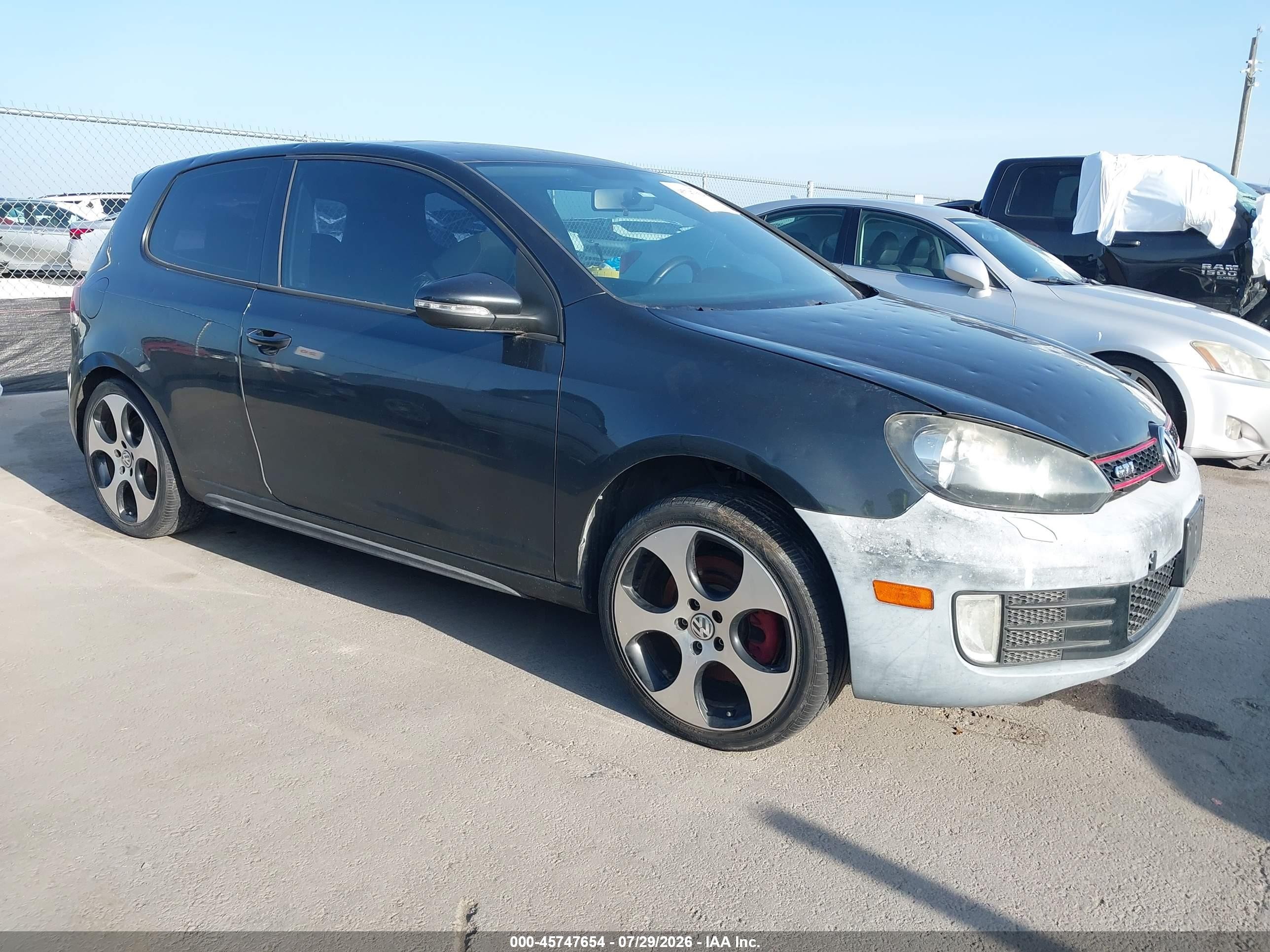 2012 Volkswagen Golf GTI w/Conv & Sunroof, VIN WVWEV7AJ0CW023285 — Normal wear