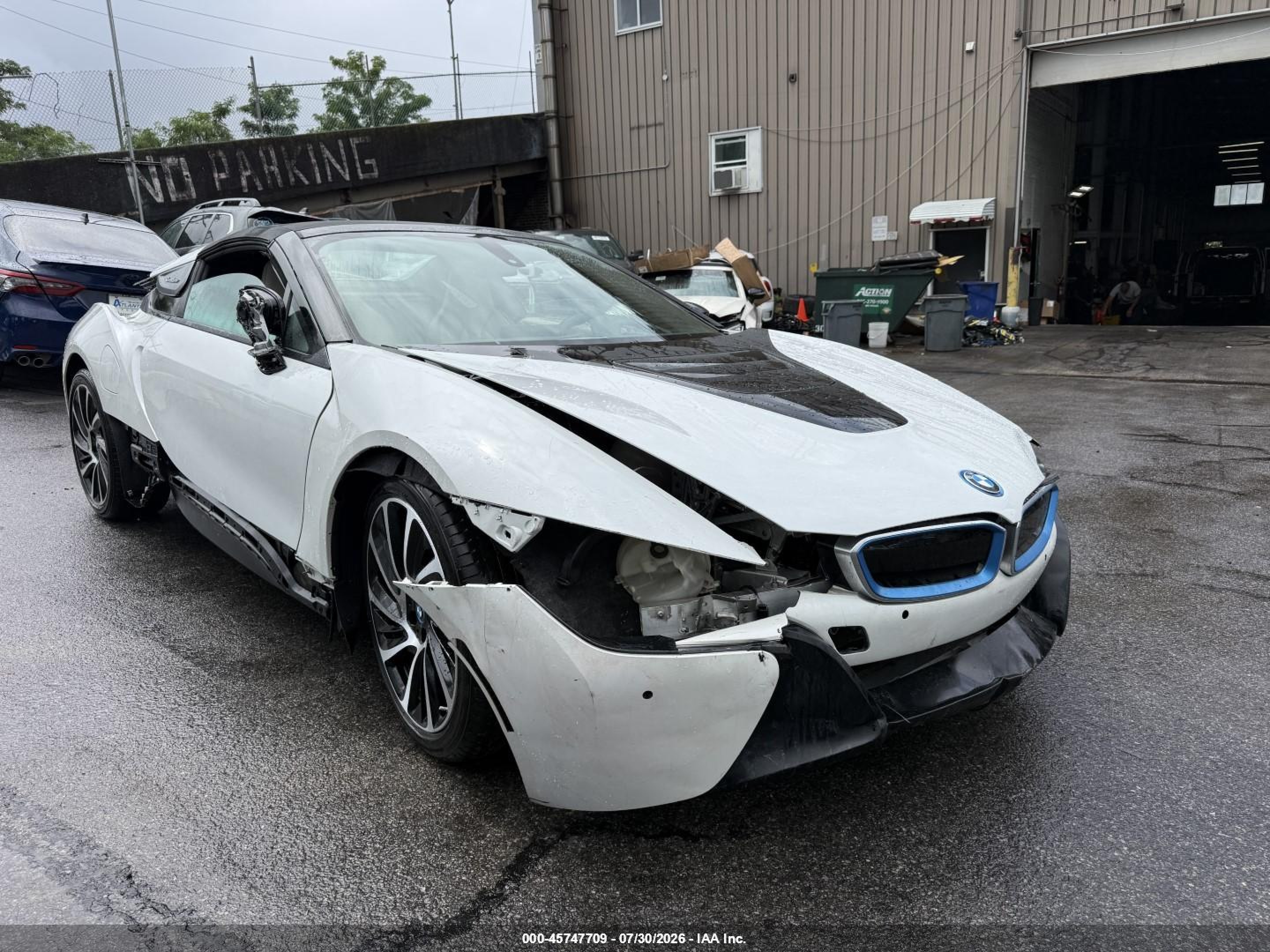2019 BMW i8, VIN WBY2Z6C51KVG98151 — Front end