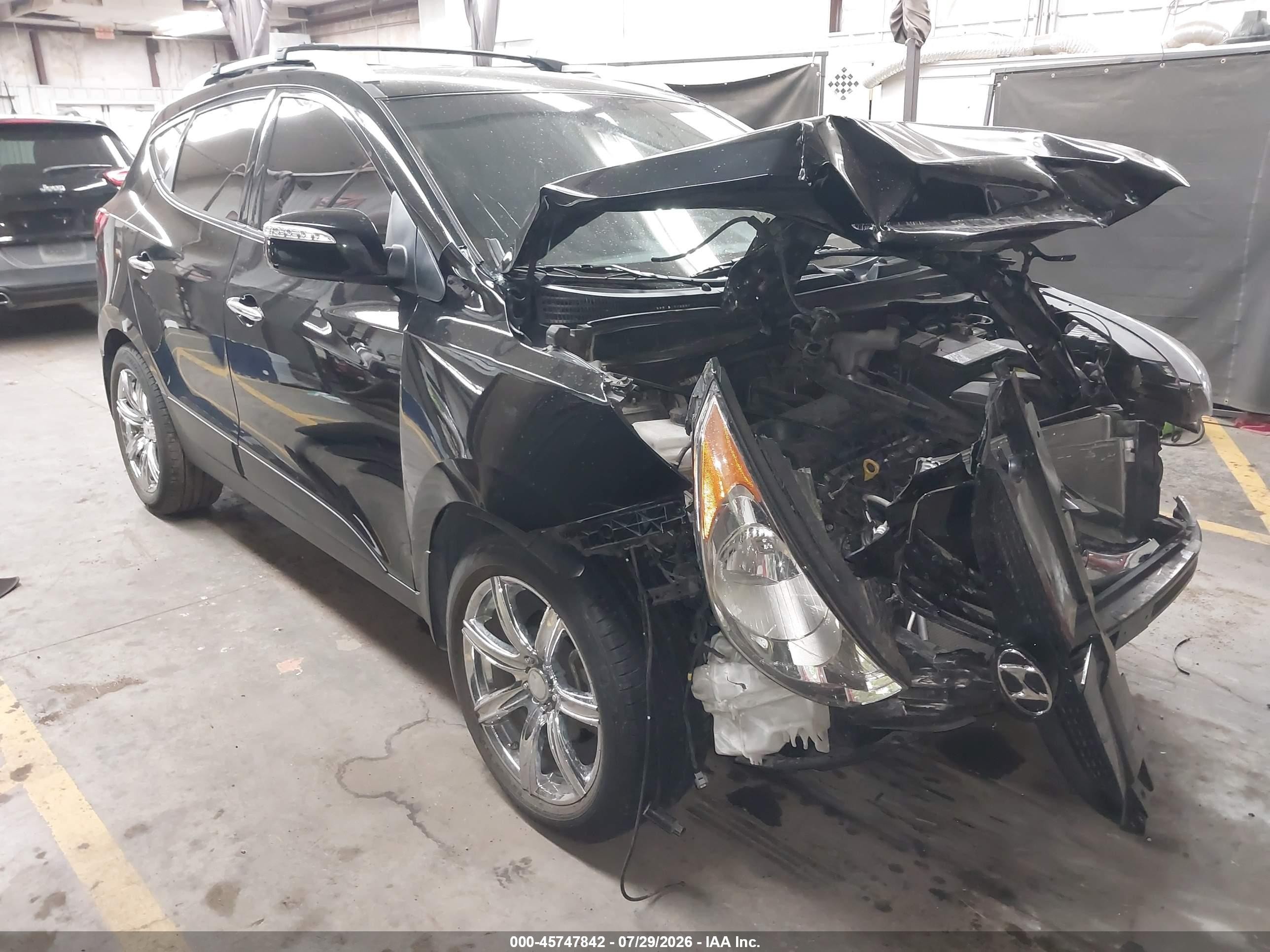 2012 Hyundai Tucson GLS, VIN KM8JU3AC5CU524269 — Front end