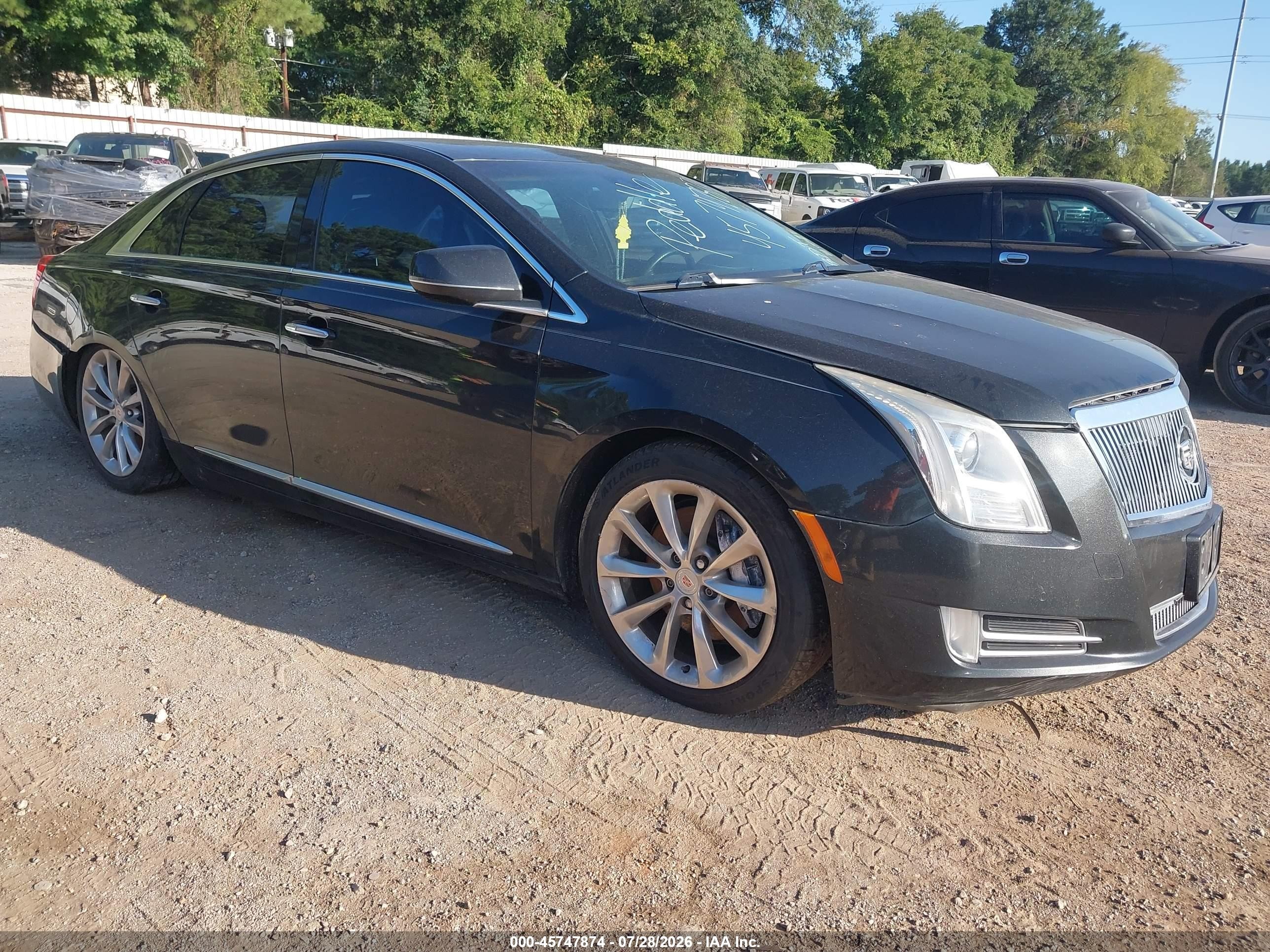 2013 Cadillac XTS Luxury, VIN 2G61P5S3XD9129382 — Normal wear