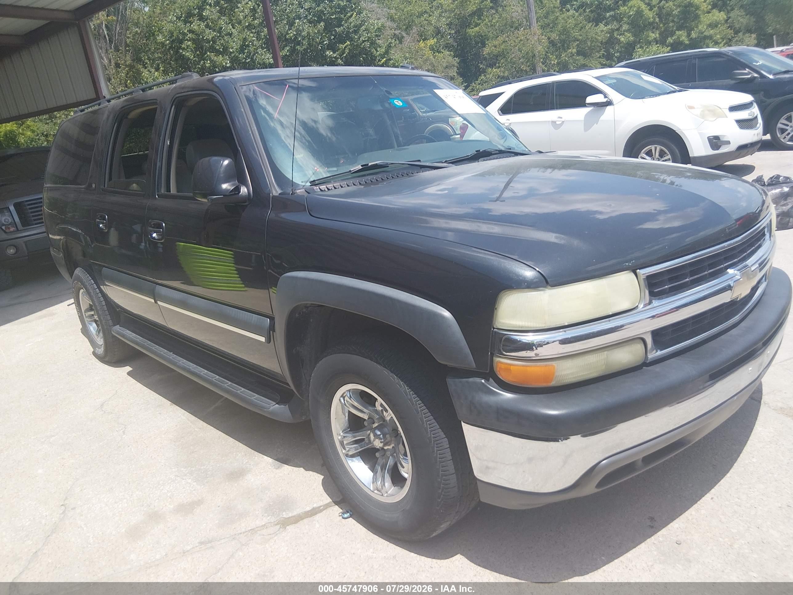2003 Chevrolet Suburban LT, VIN 3GNEC16ZX3G342104 — Normal wear