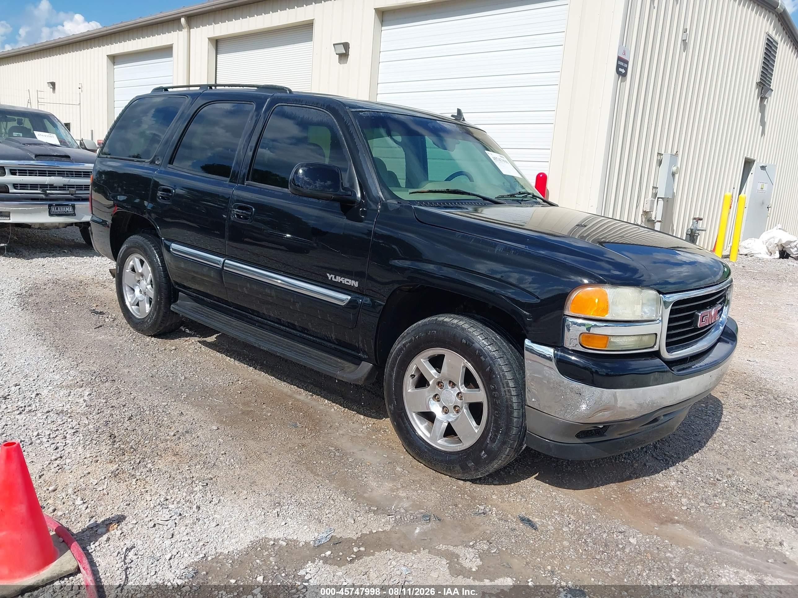 2006 GMC Yukon SLT, VIN 1GKEC13Z36R140128 — Normal wear