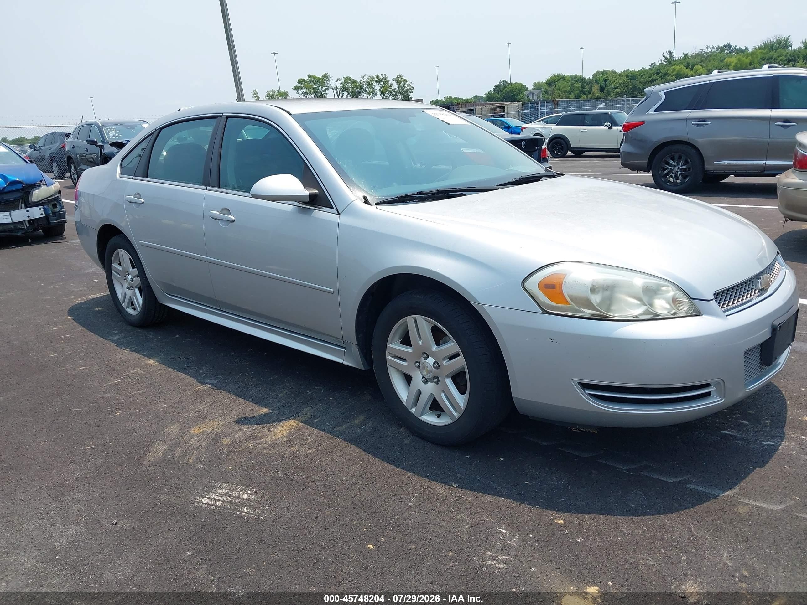 2014 Chevrolet Impala LT, VIN 2G1WB5E30E1109003 — Normal wear
