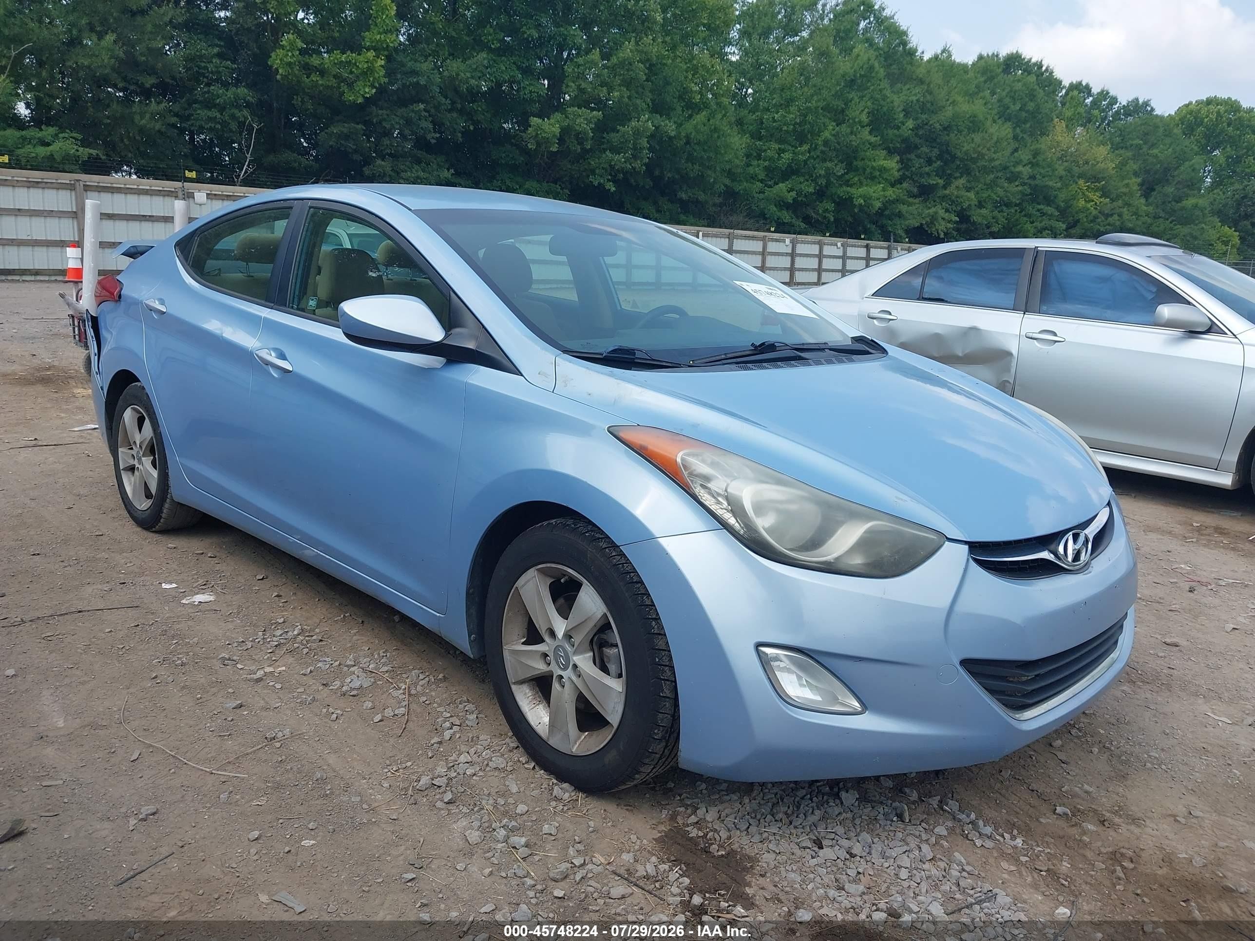 2013 Hyundai Elantra GLS, VIN KMHDH4AE8DU755757 — Rear end