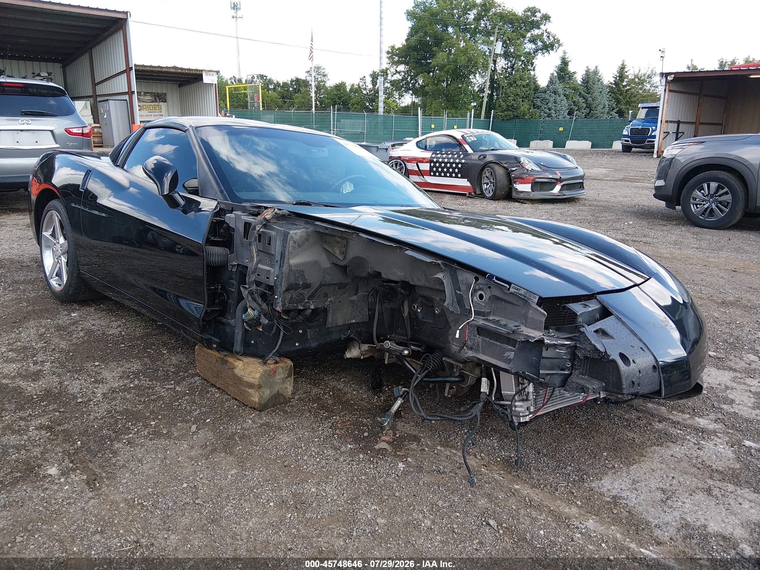 2005 Chevrolet Corvette, VIN 1G1YY24U955104753 — Front end