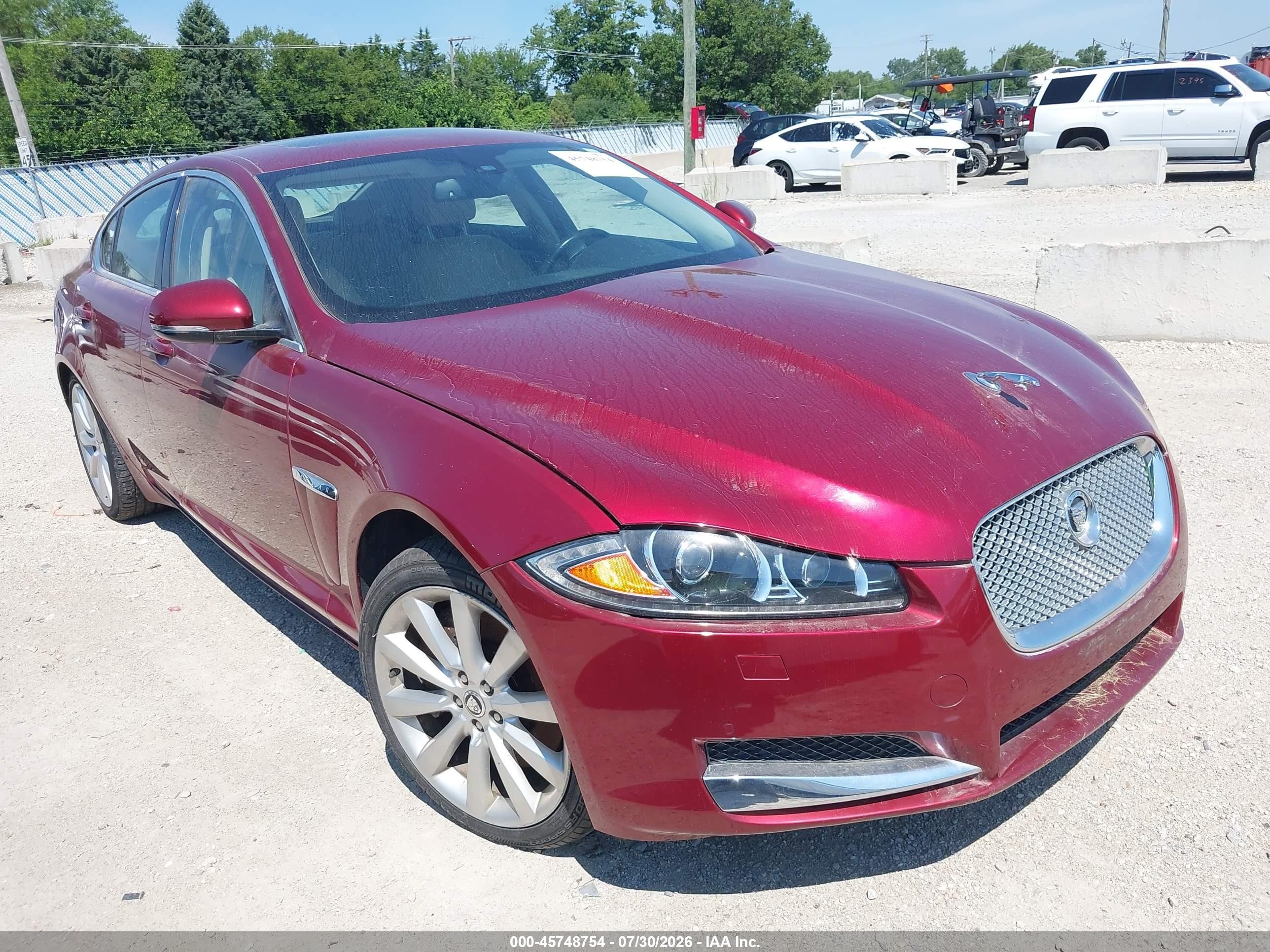 2013 Jaguar XF V6 AWD, VIN SAJWJ0EF4D8S83838 — Обычный износ