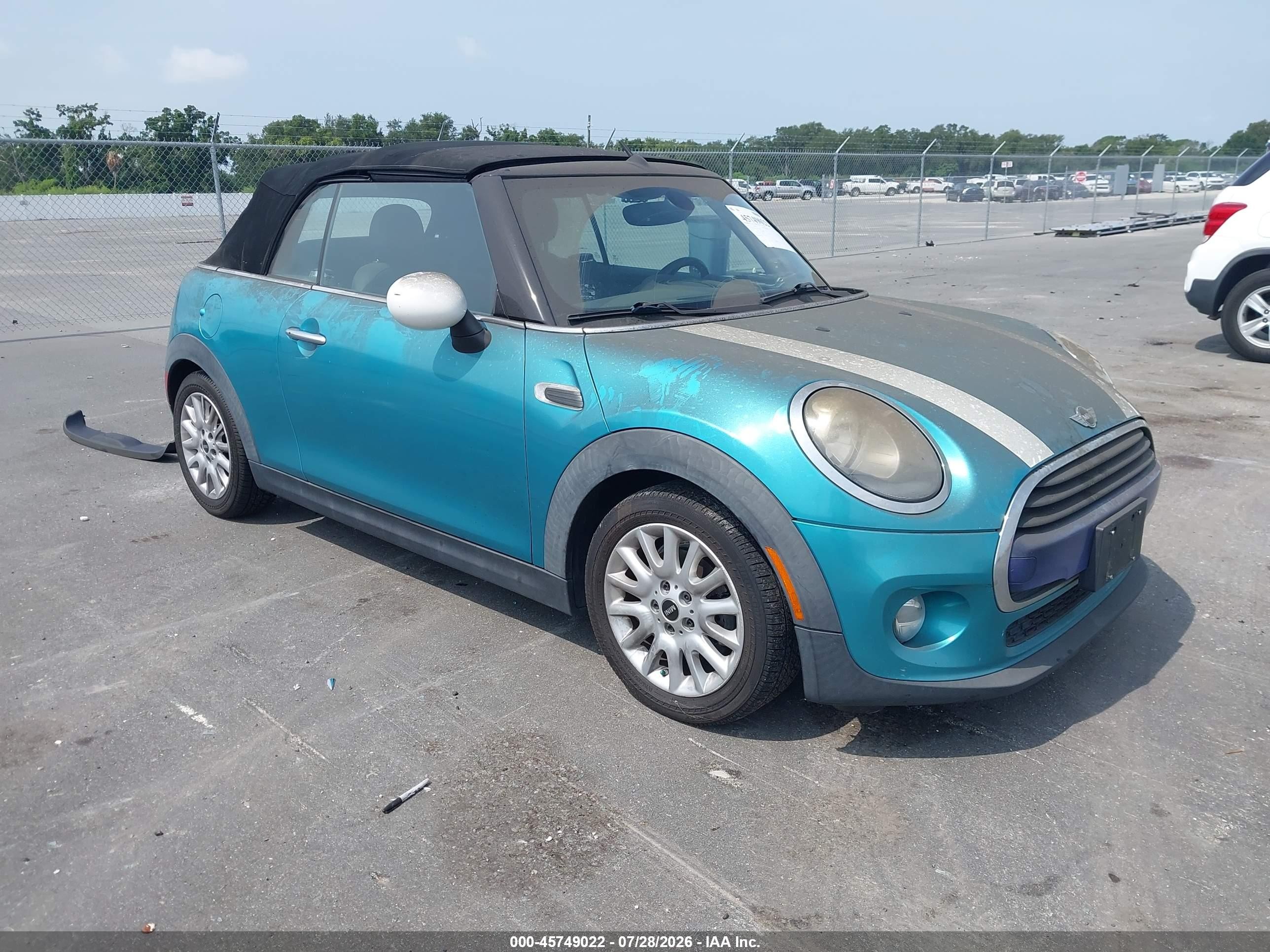 2016 MINI Convertible, VIN WMWWG5C58G3C19596 — Обычный износ