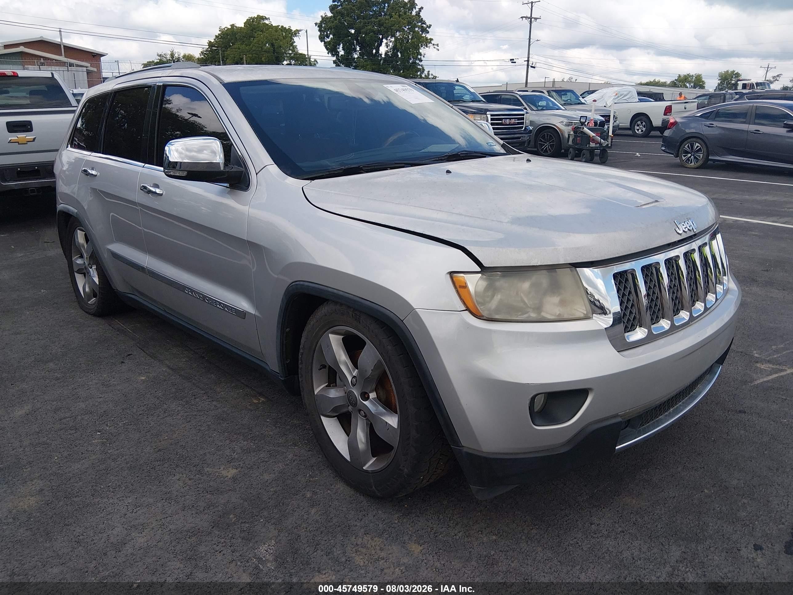 2012 Jeep Grand Cherokee Overland, VIN 1C4RJFCG2CC241108 — Normal wear