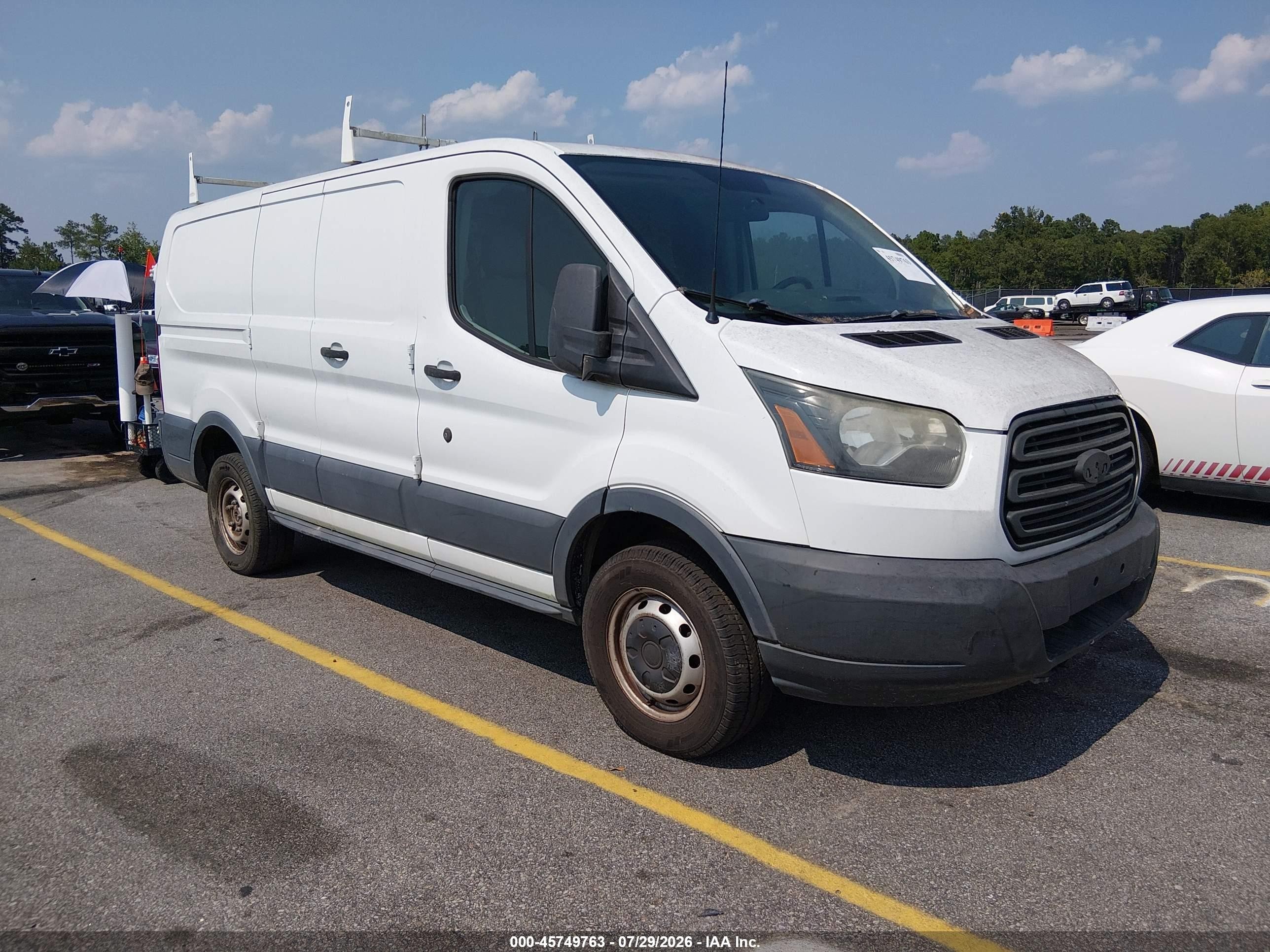 2015 Ford Transit Cargo, VIN 1FTYR1ZM2FKA79575 — Normal wear