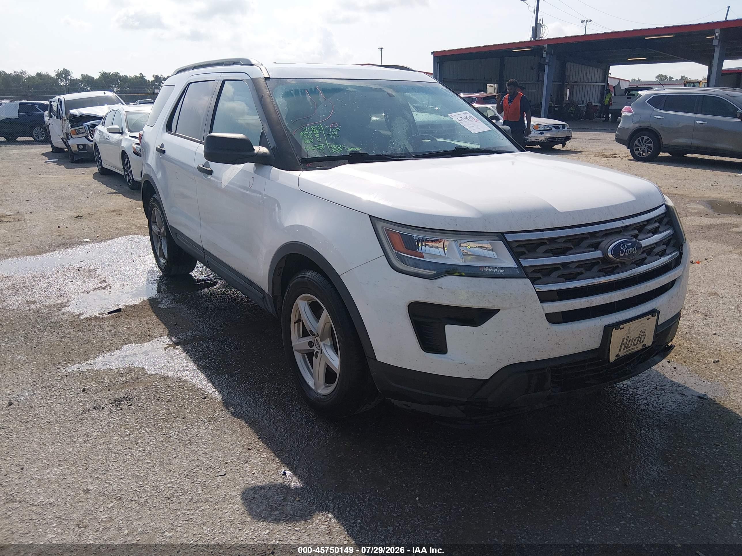 2018 Ford Explorer, VIN 1FM5K7B81JGC11983 — Front end