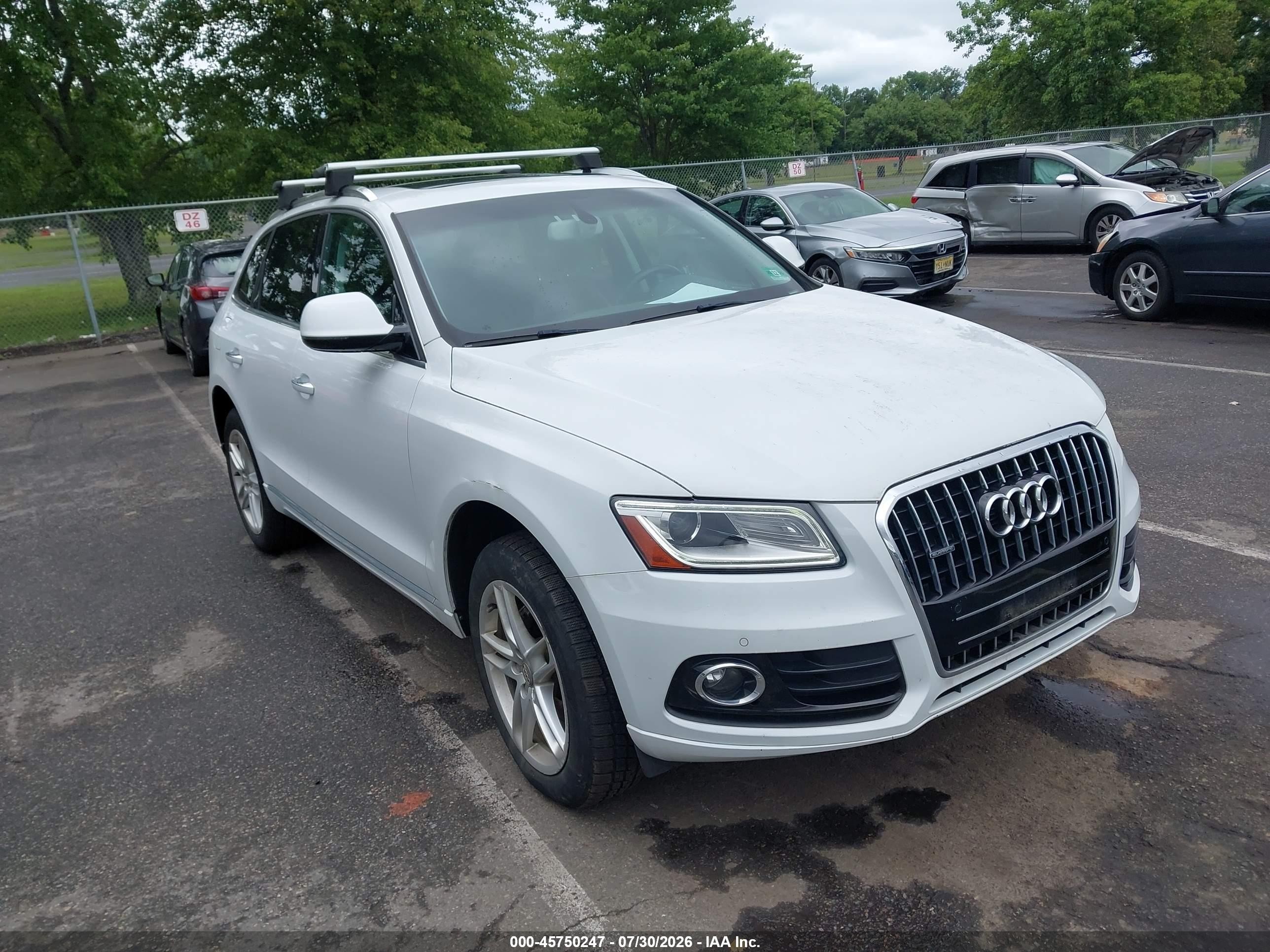 2016 Audi Q5 Premium Plus, VIN WA1L2AFP2GA115313 — Front end
