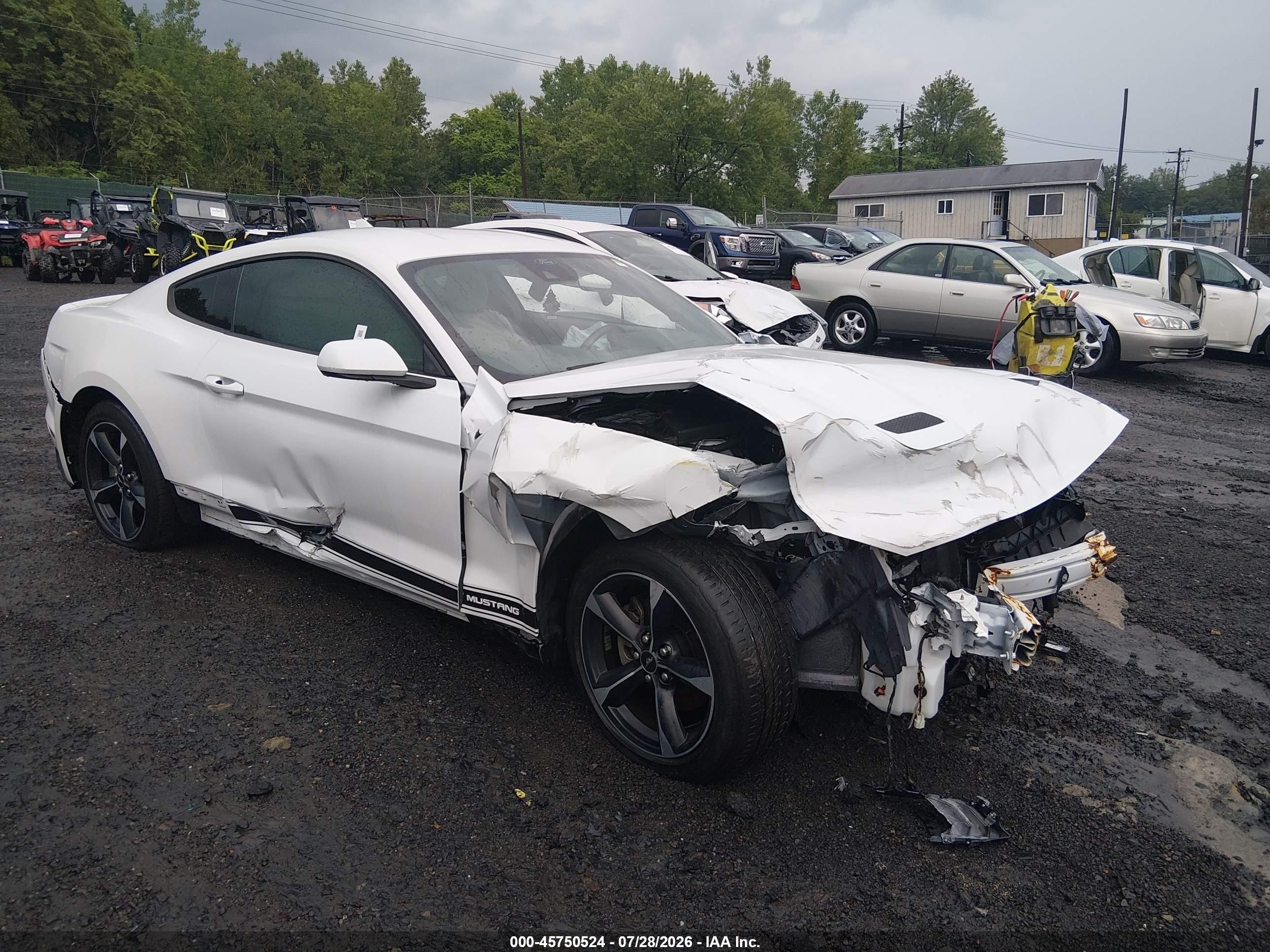2022 Ford Mustang EcoBoost Premium, VIN 1FA6P8TH3N5145460 — Front end