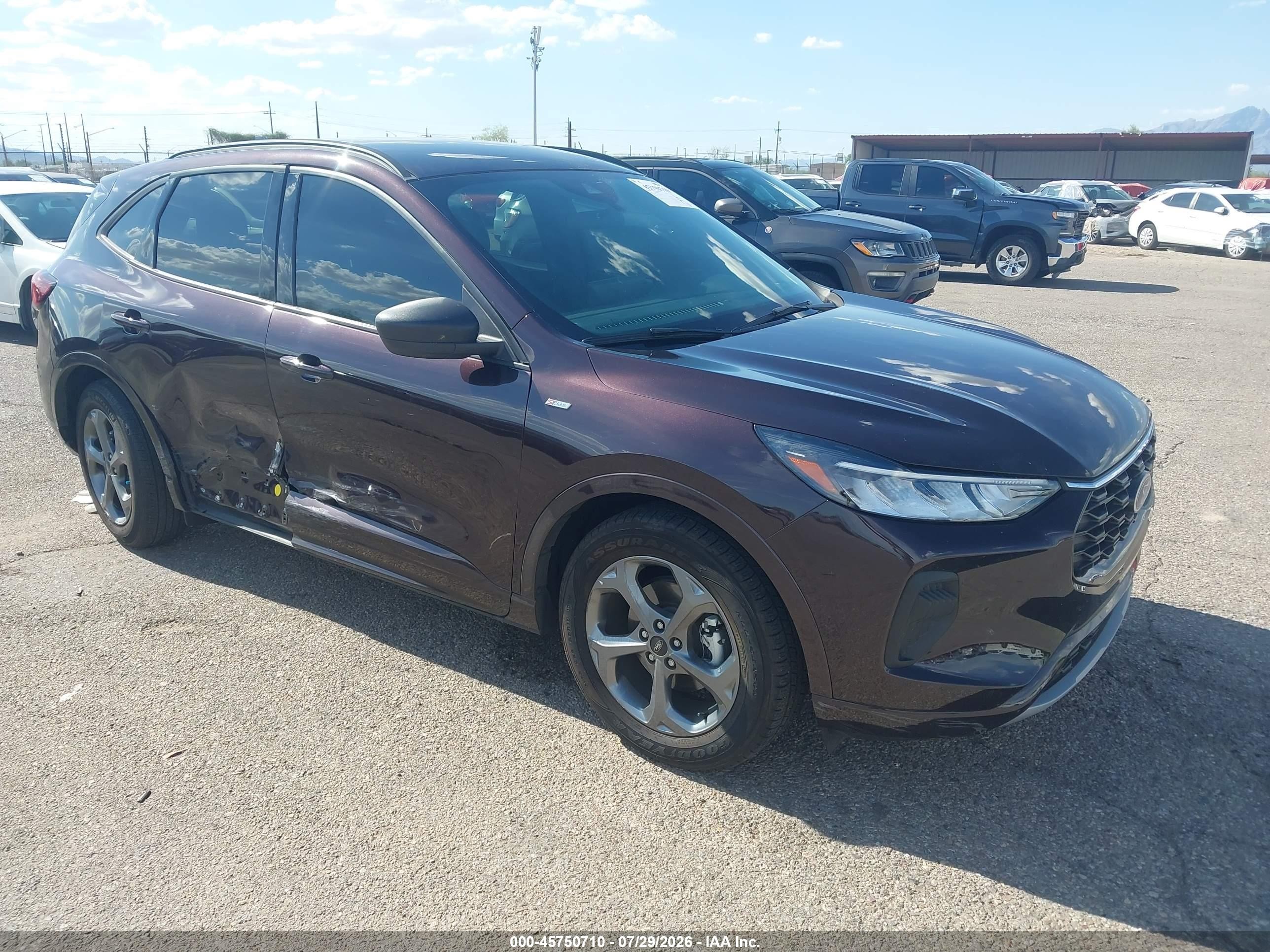 2023 Ford Escape ST-Line, VIN 1FMCU0MN7PUA74408 — Side