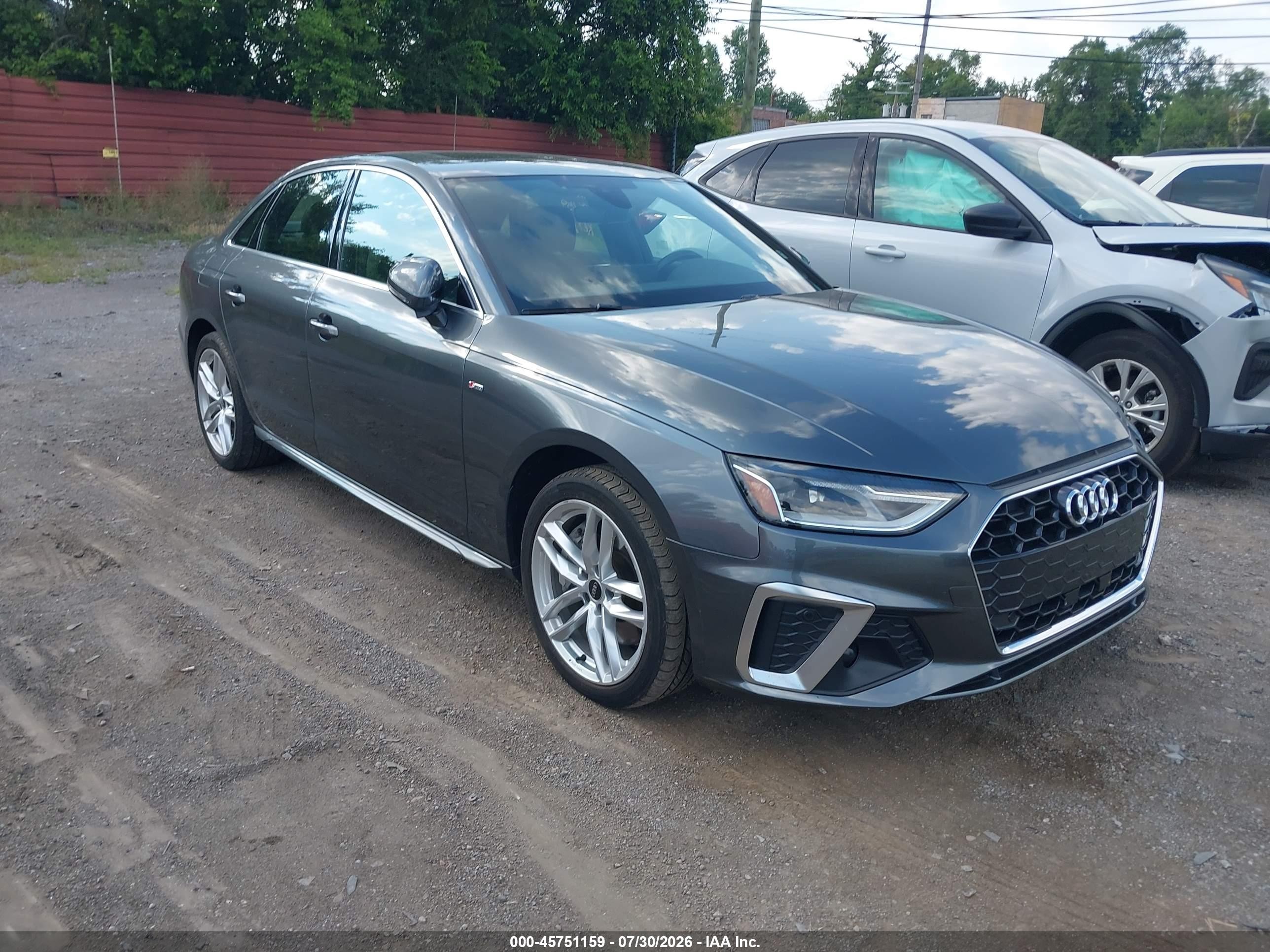 2021 Audi A4 S line Premium, VIN WAUDAAF40MN008409 — Перед