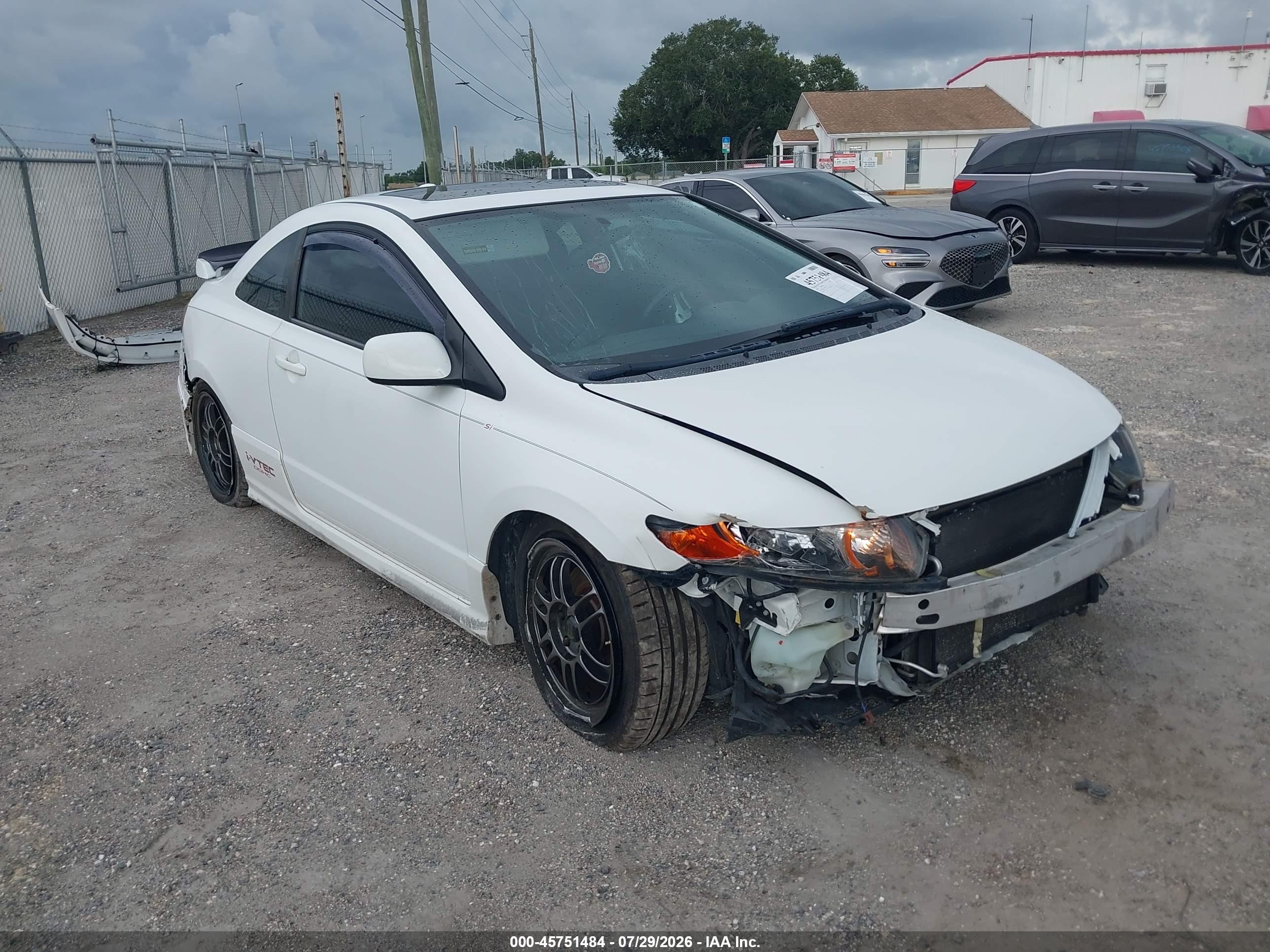 2006 Honda Civic Si, VIN 2HGFG21526H707179 — Front end
