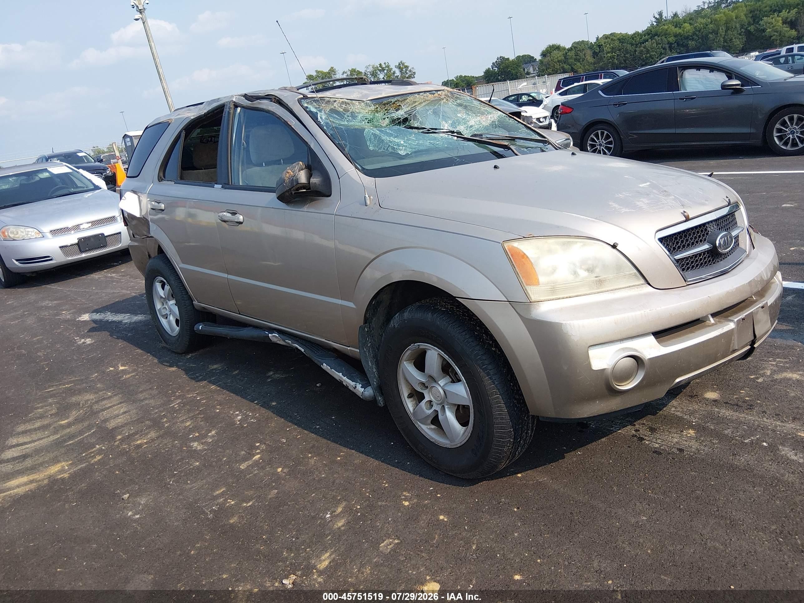 2006 Kia Sorento LX, VIN KNDJD733265536449 — Front end