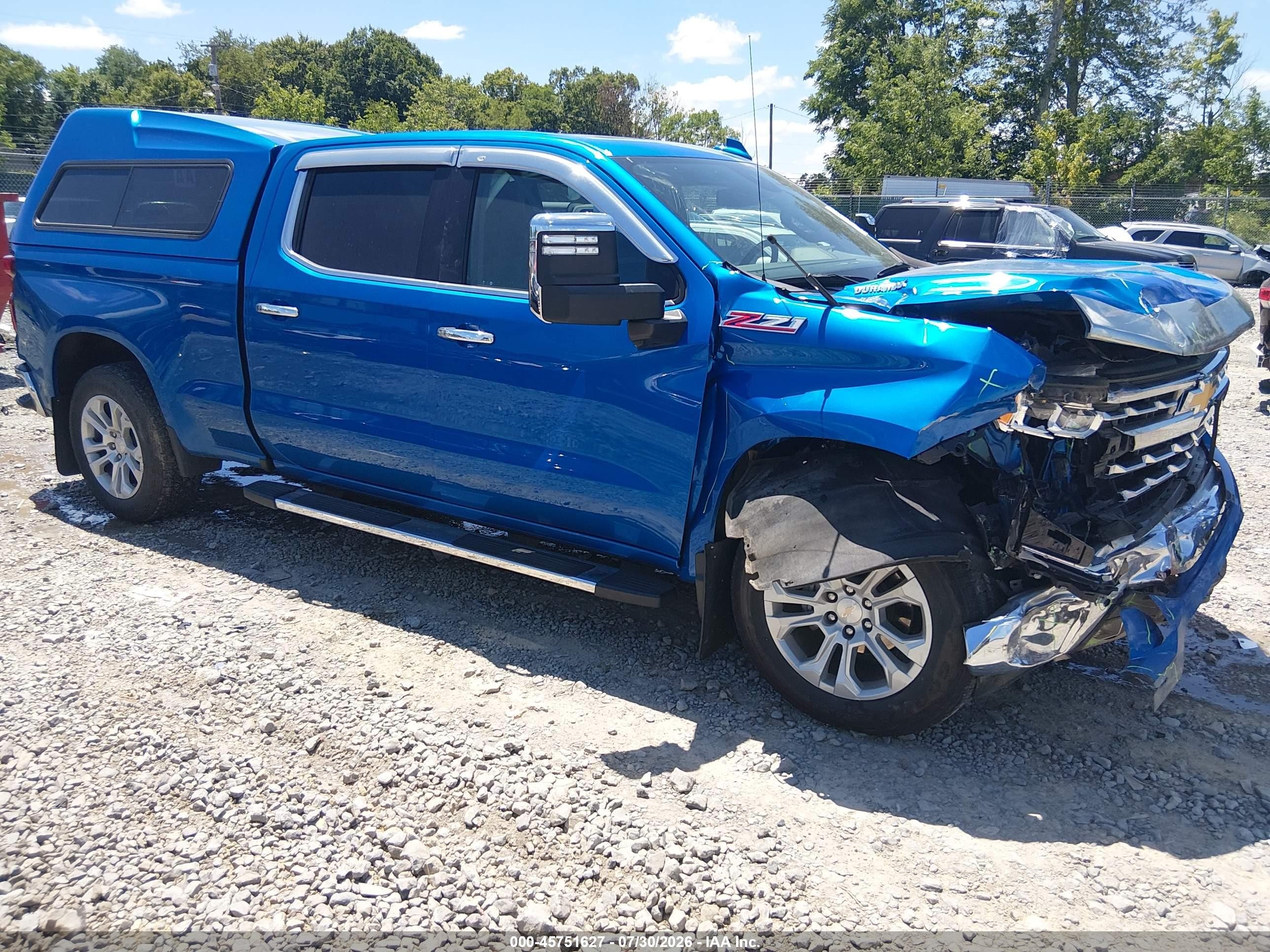 2023 Chevrolet Silverado 1500 LTZ, VIN 1GCUDGE84PZ230692 — Front end