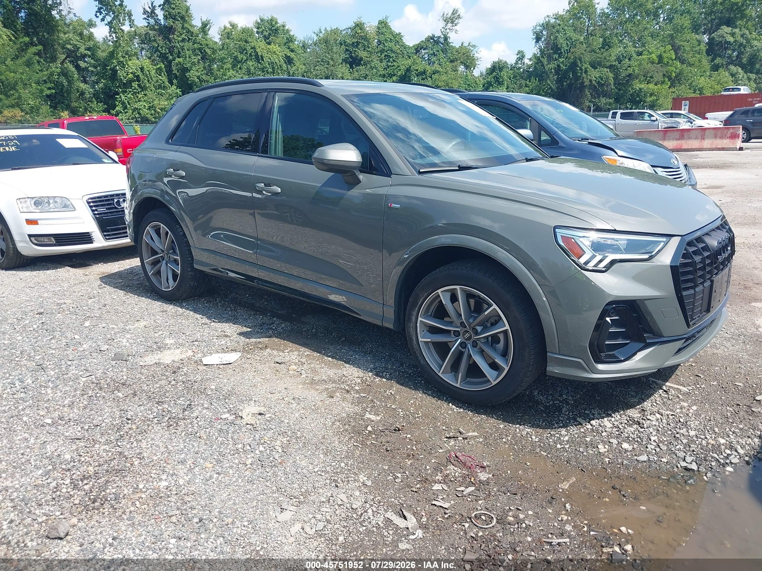 2025 Audi Q3 S line Premium, VIN WA1DECF34S1031751 — Front end