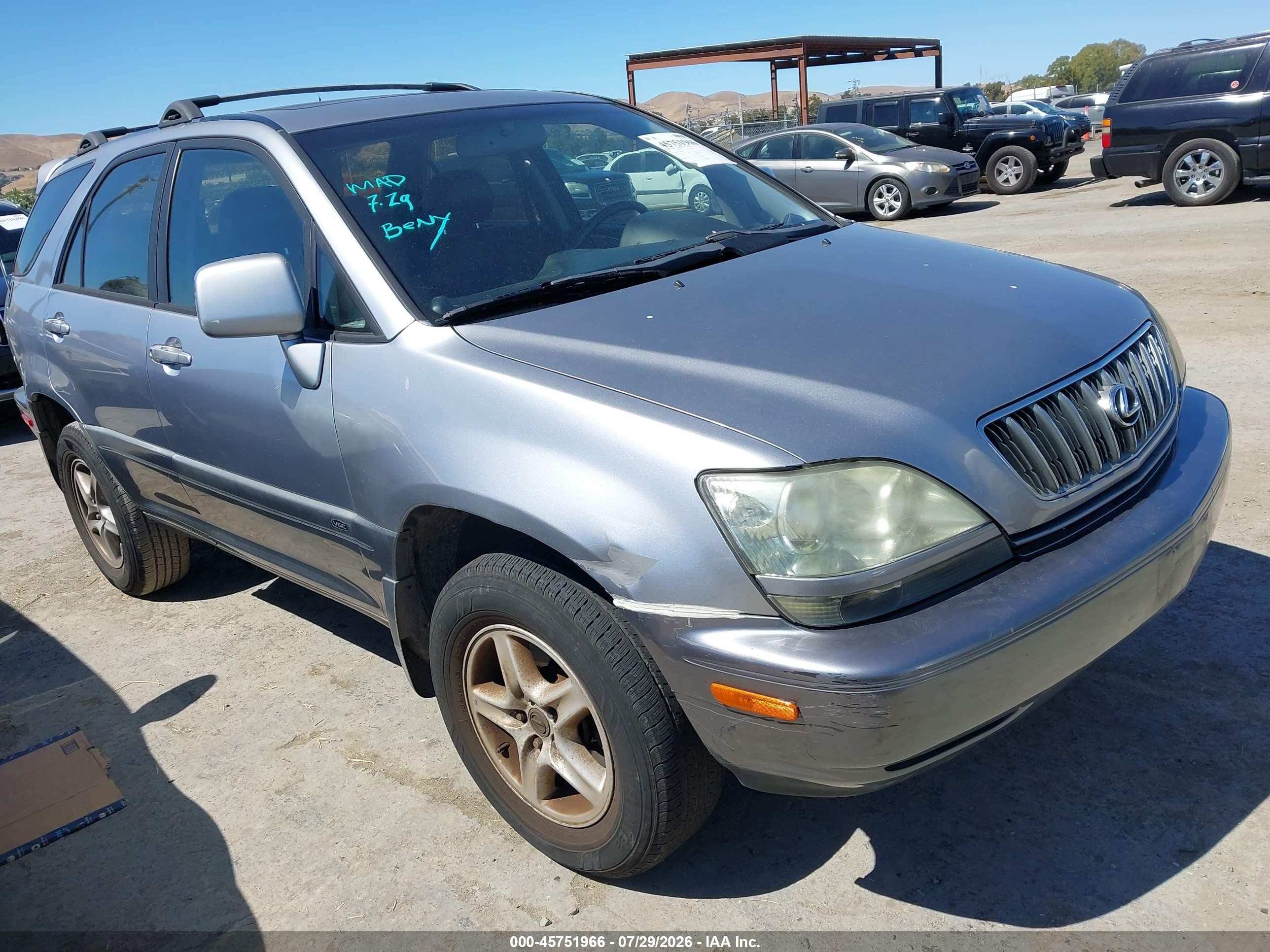 2001 Lexus RX 300, VIN JTJGF10U910095503 — Normal wear