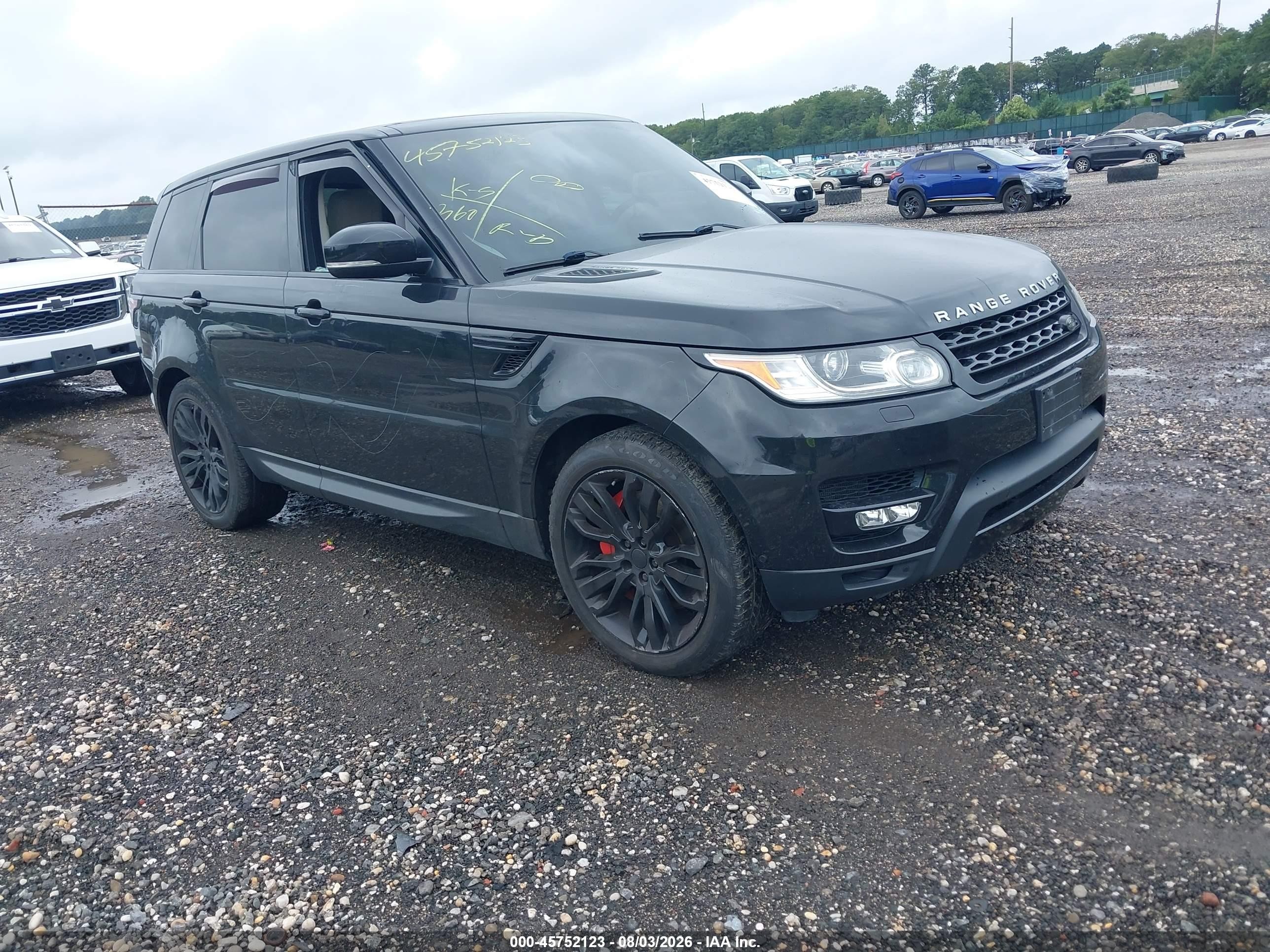 2015 Land Rover Range Rover Sport Supercharged, VIN SALWR2TF1FA504869 — Бок
