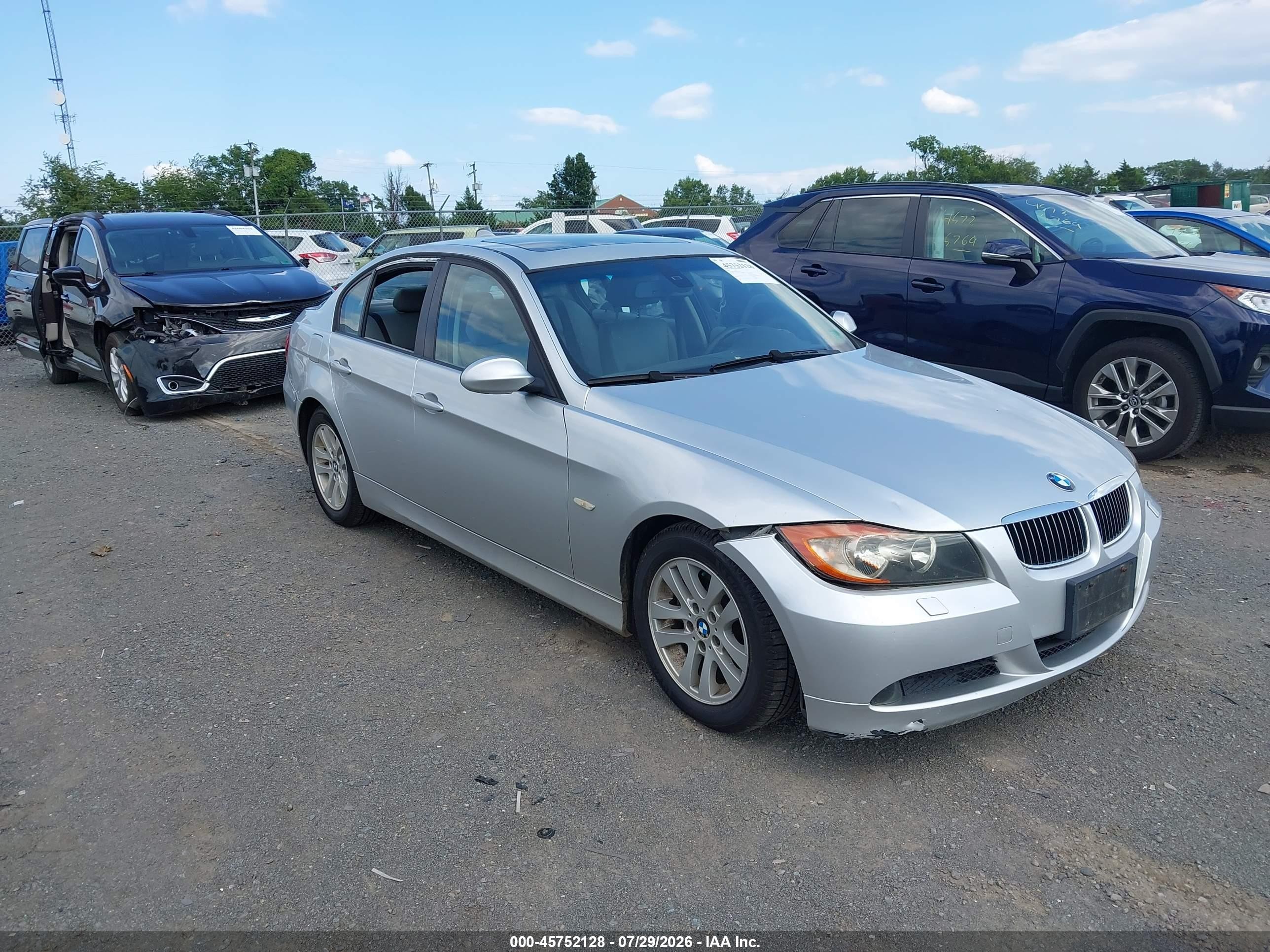 2006 BMW 3 Series 325i, VIN WBAVB13596PT23201 — Side